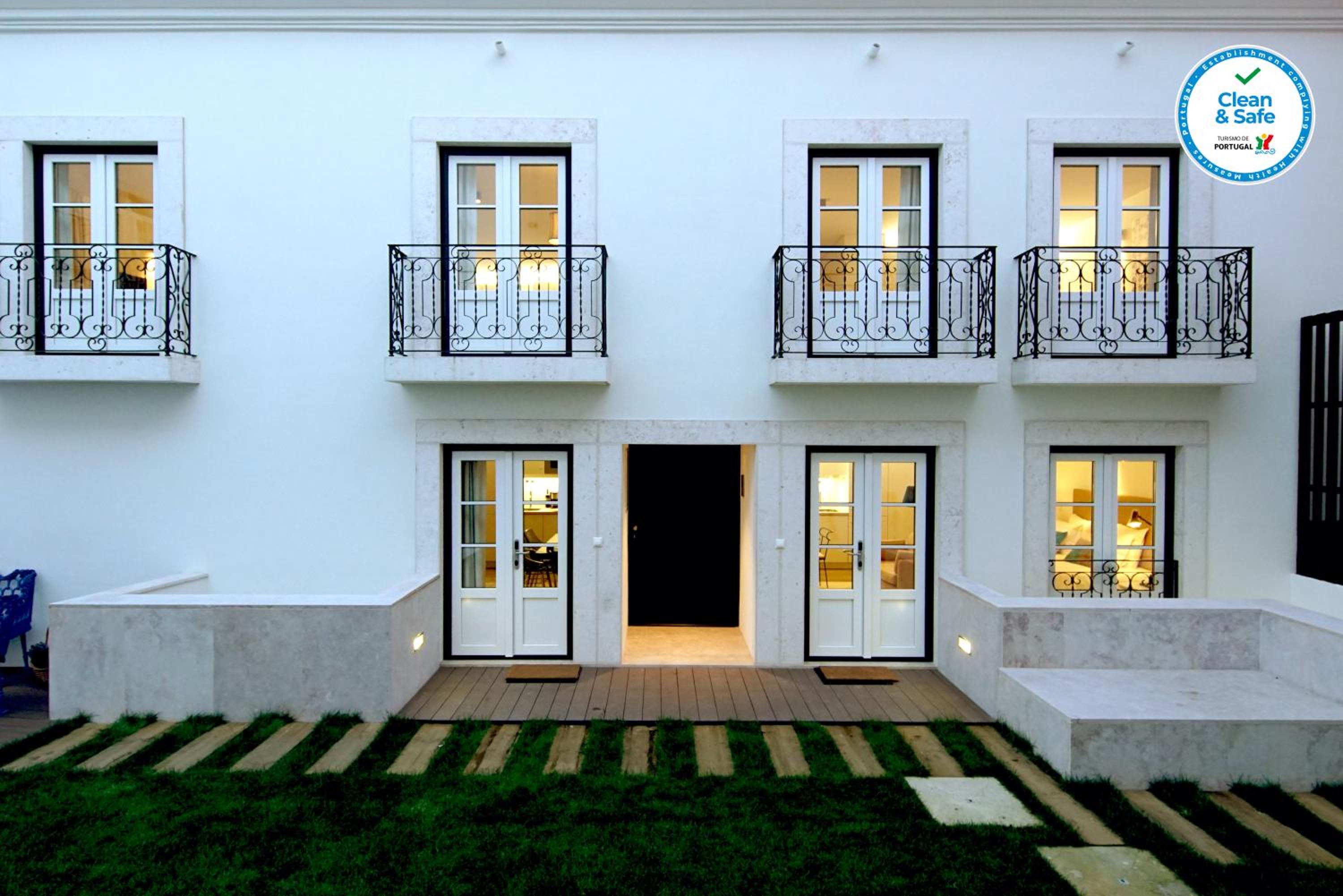 Alma Moura Residences
