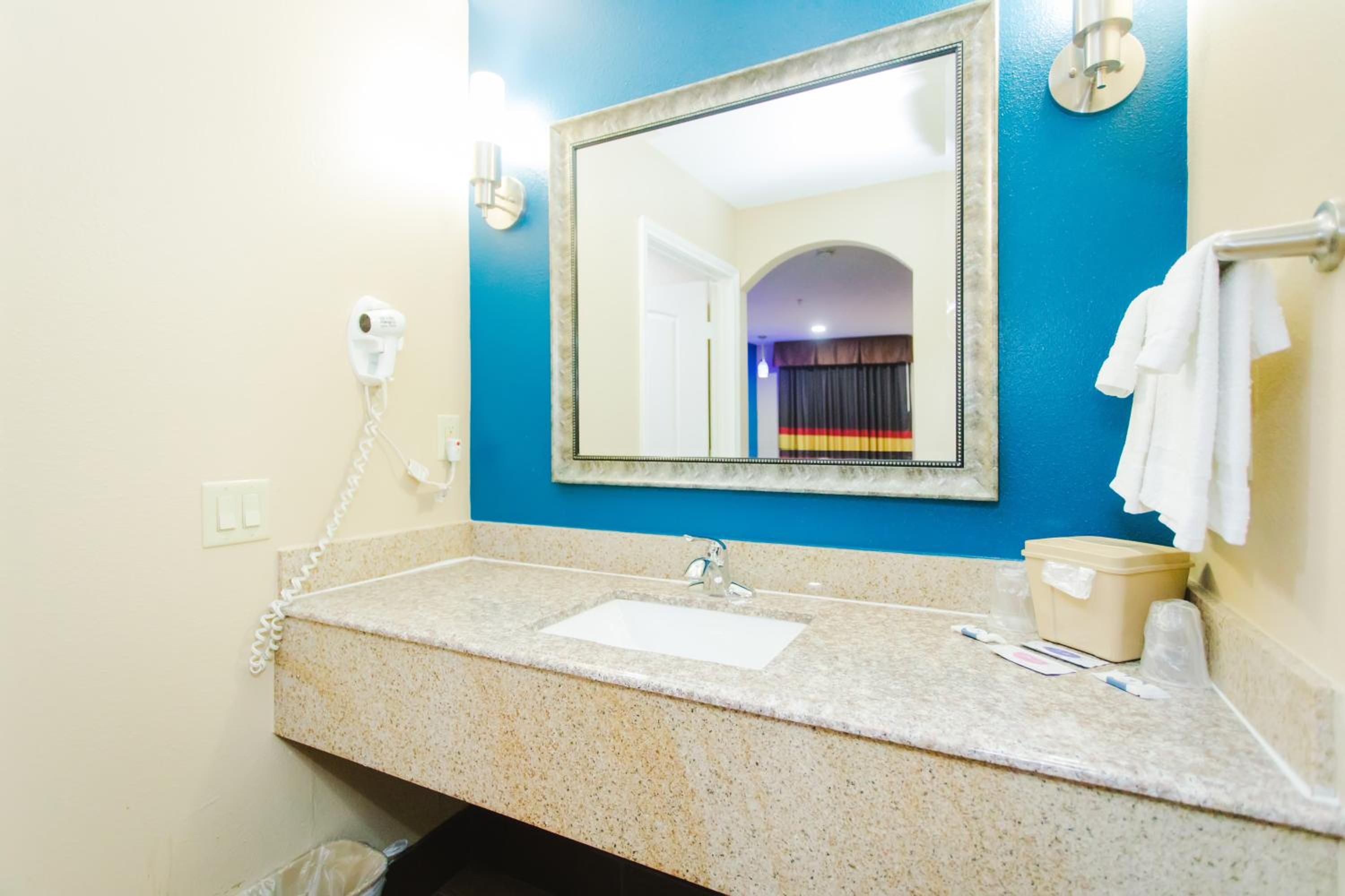 Home Place Inn