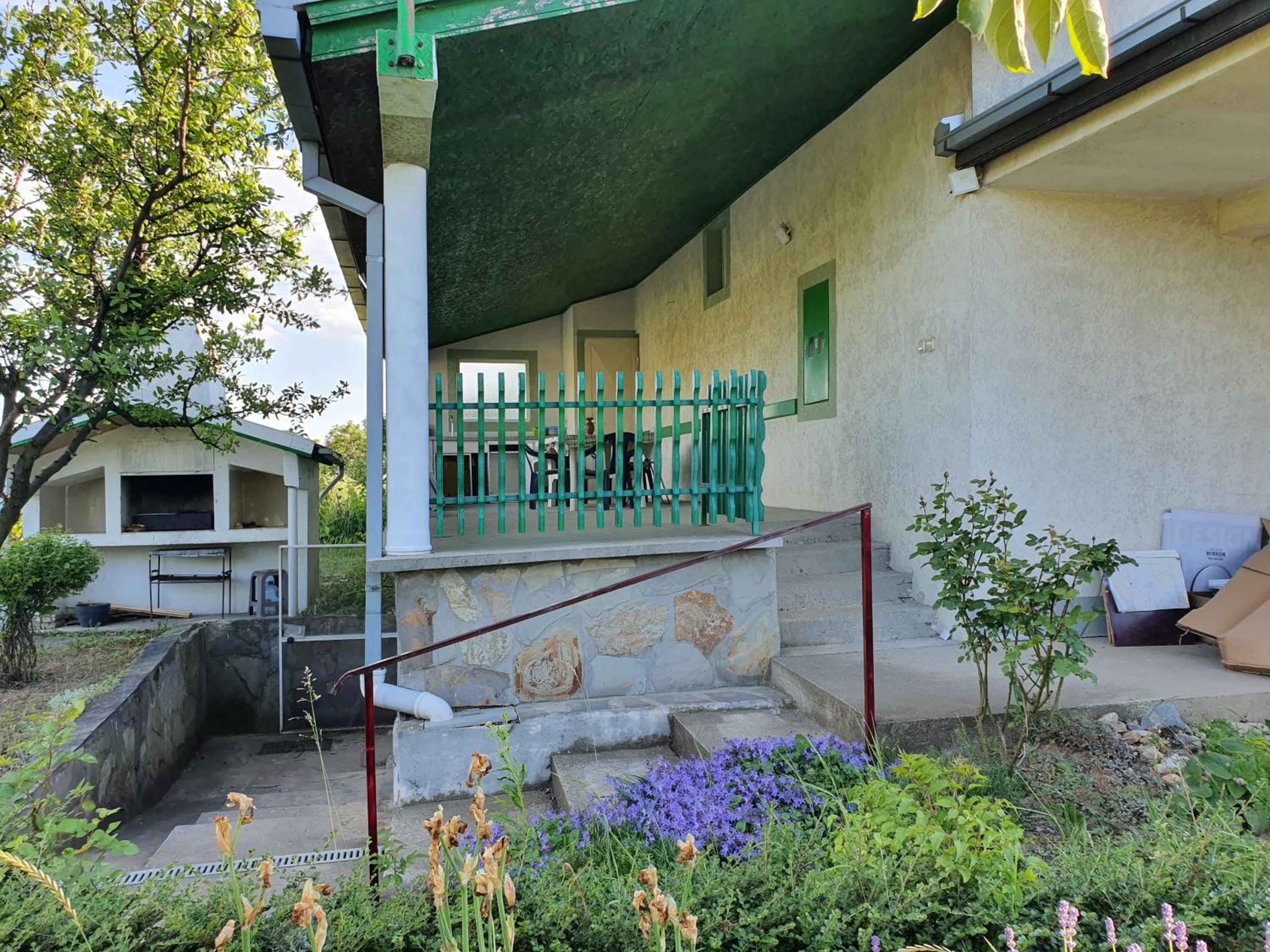 Photo 45