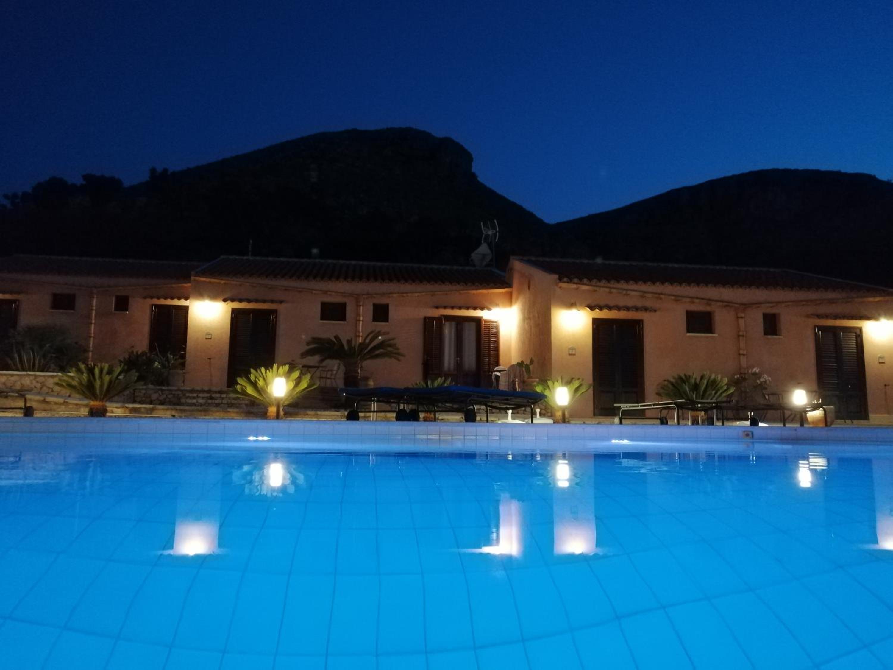 Hotel Antica Cascina Del Golfo view 2