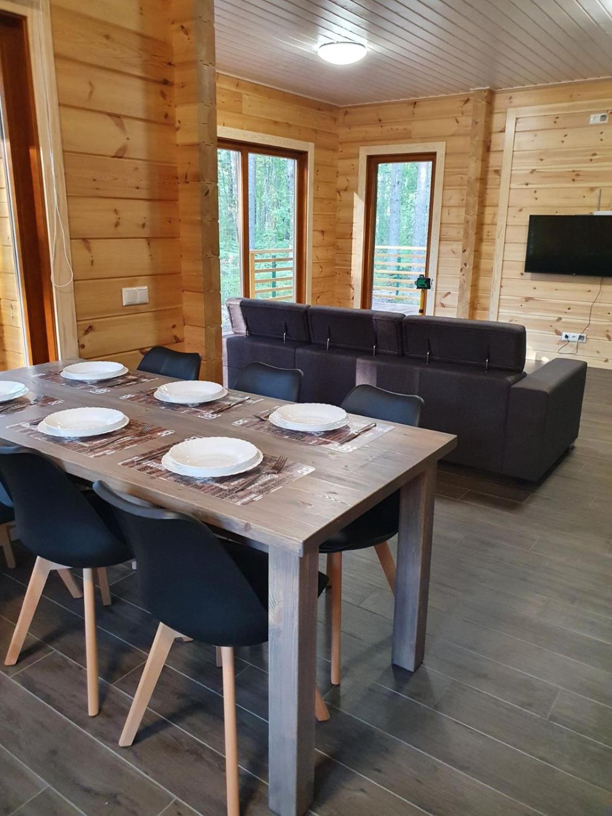 Donar cottage