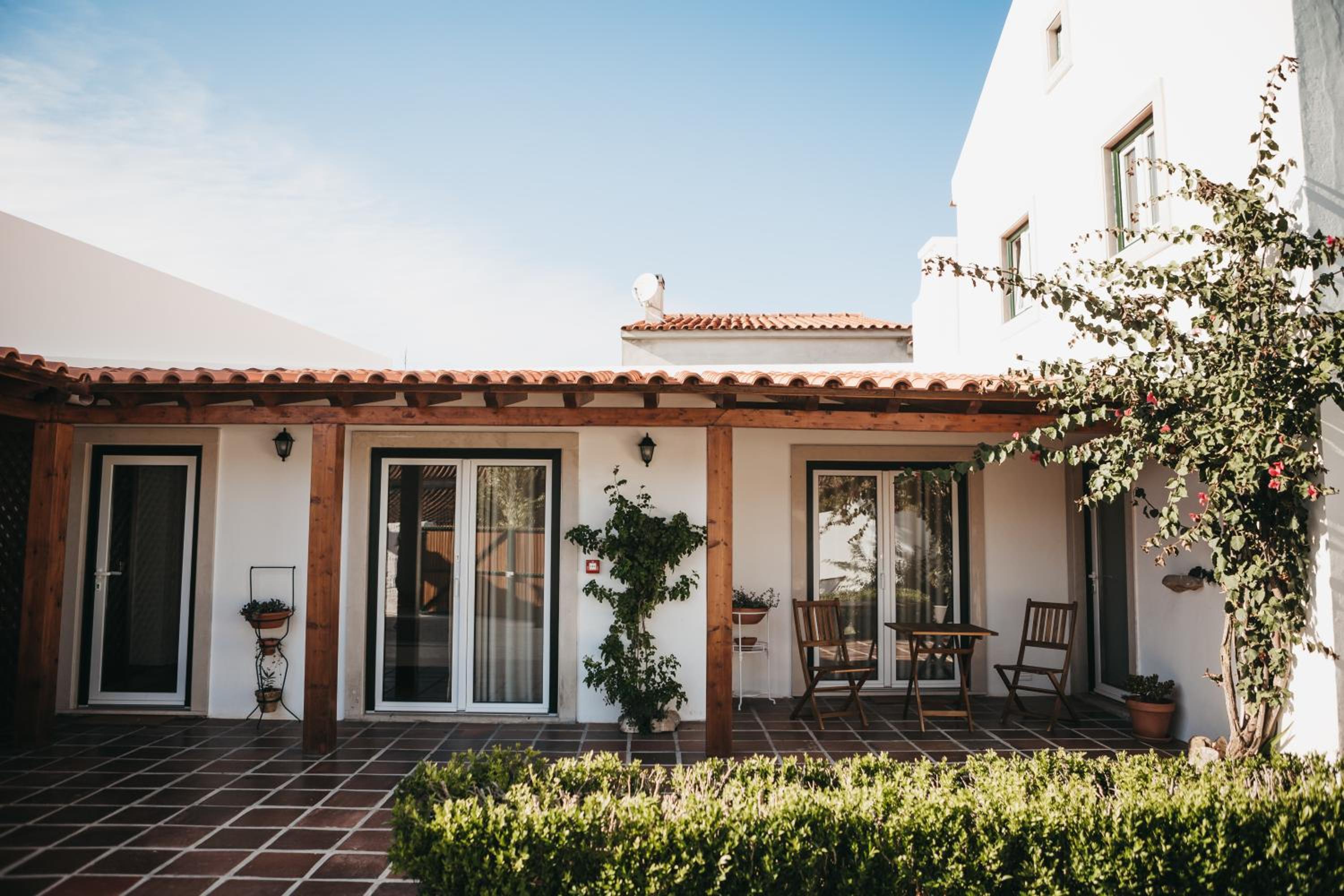 Casa dos Junqueiros - Countryside Guest House view 2