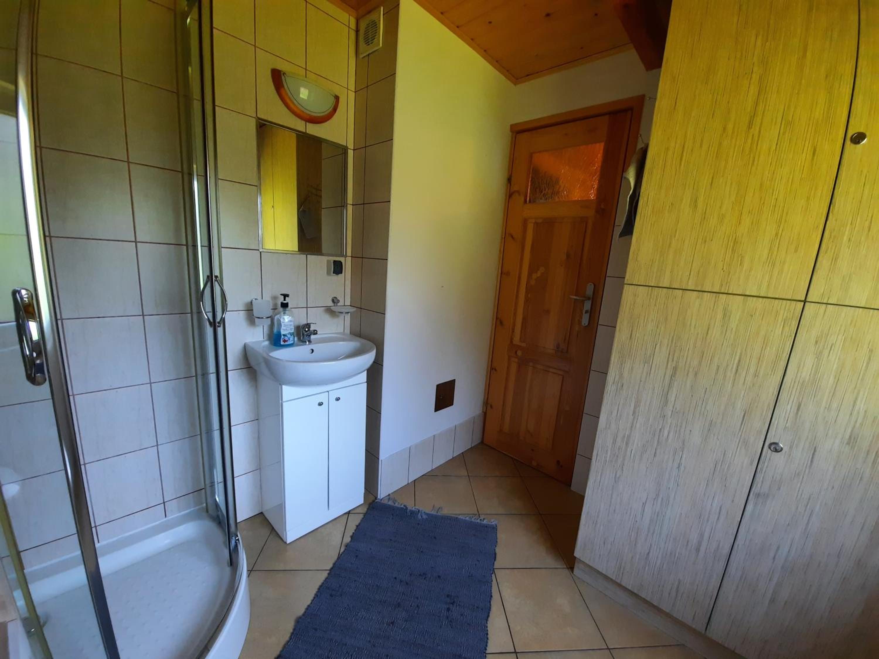 Photo 48