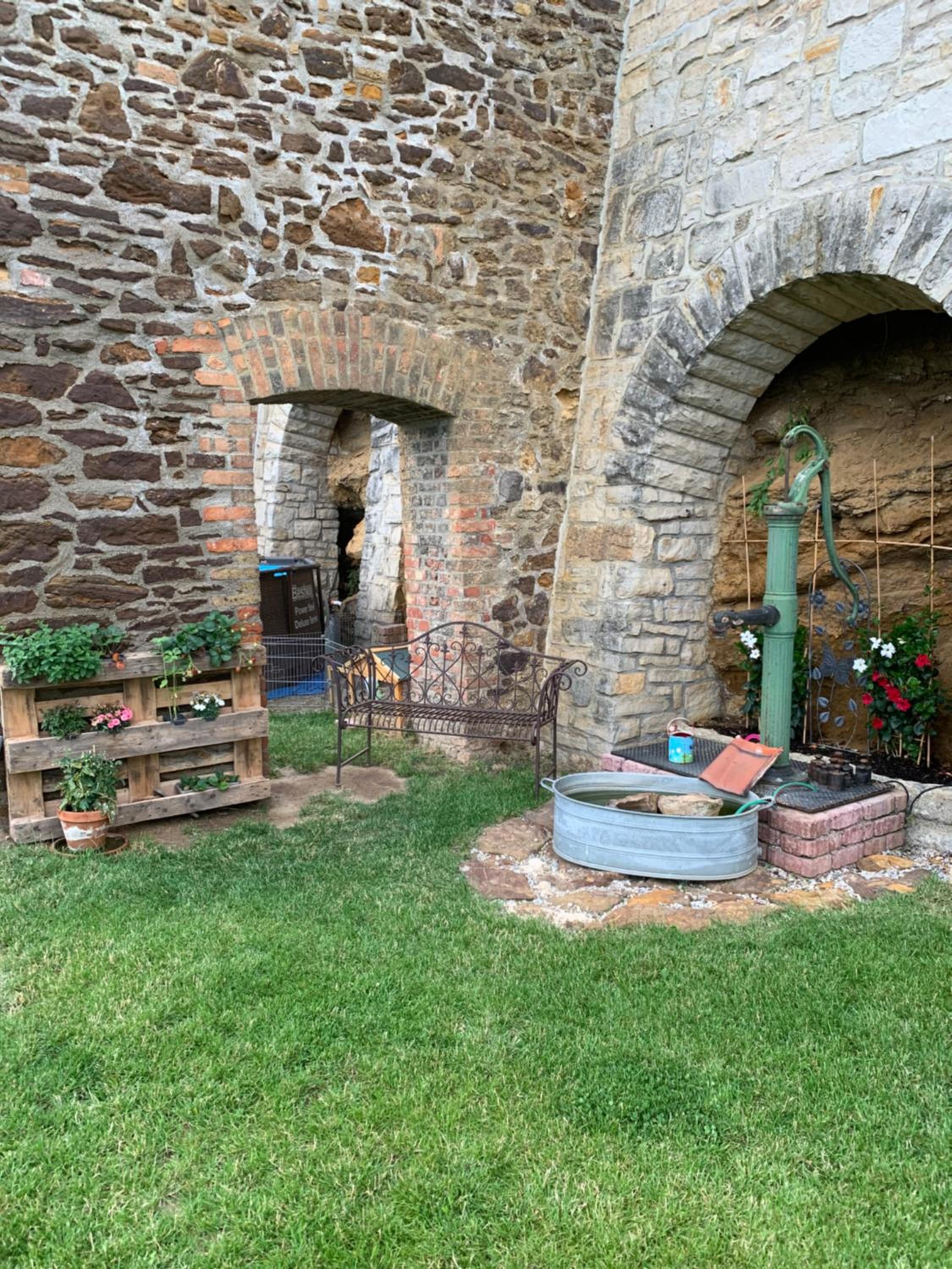Photo 19