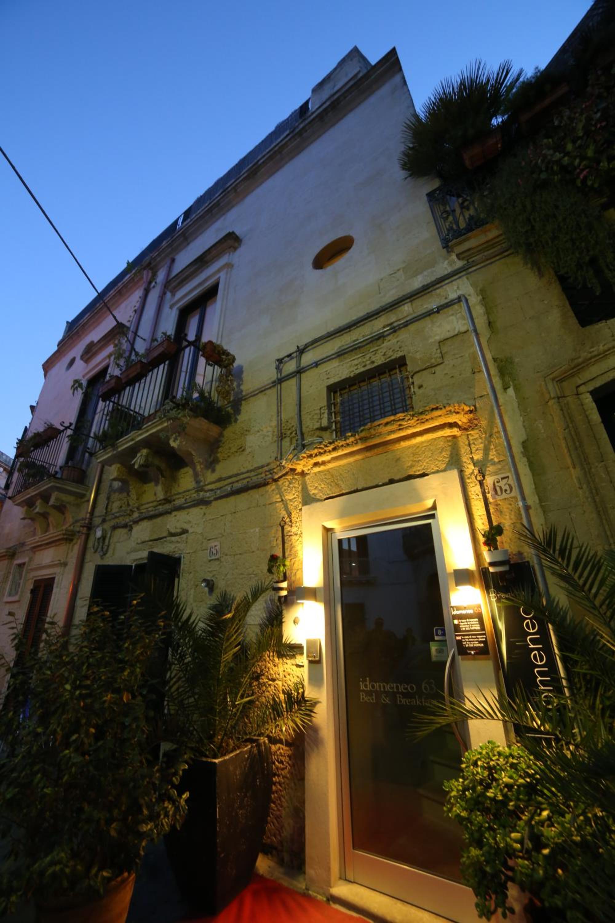 Hotel Bed & Breakfast Idomeneo 63 - Image 1