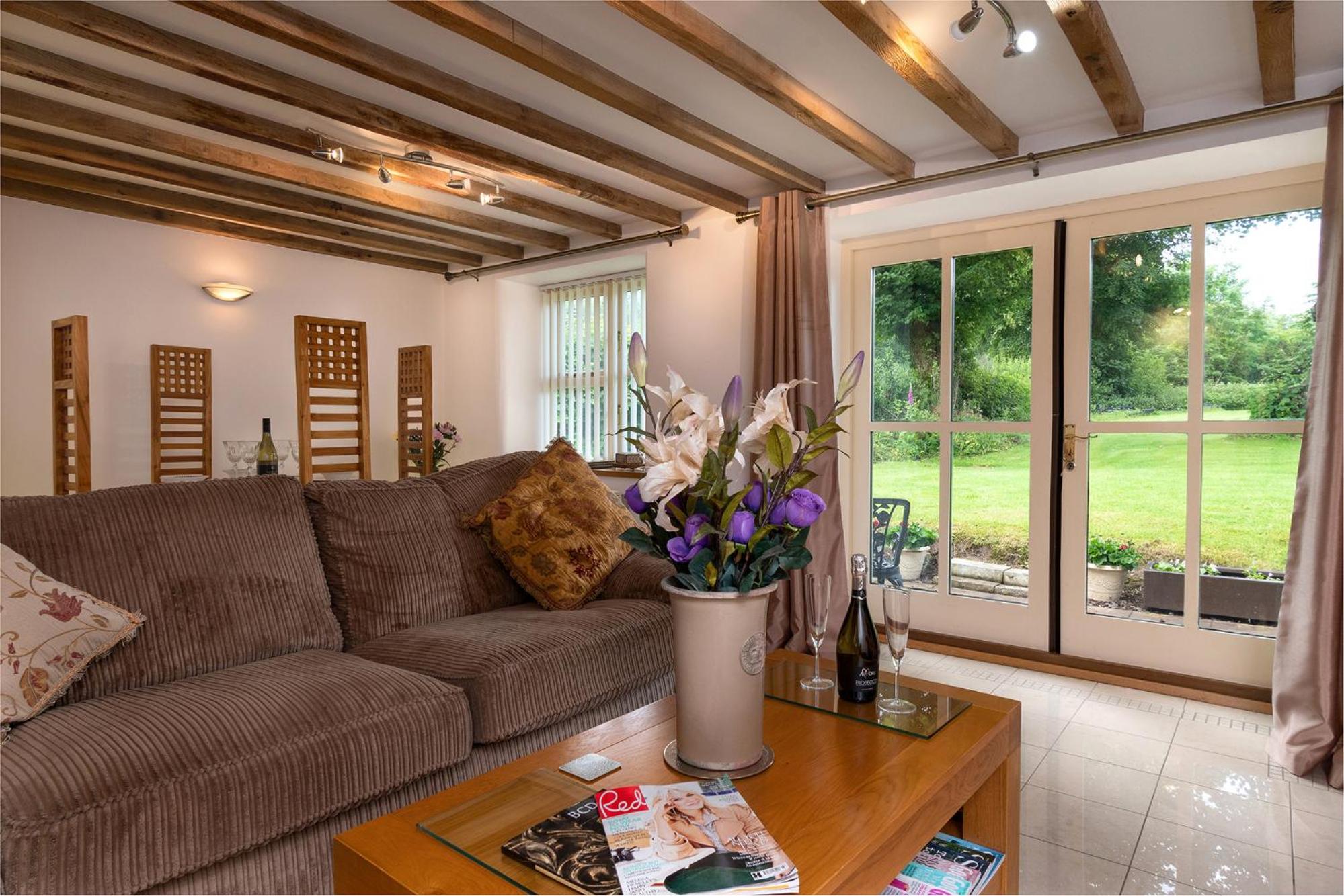 Finest Retreats - The Cottage - Luxury 1 Bed Cottage