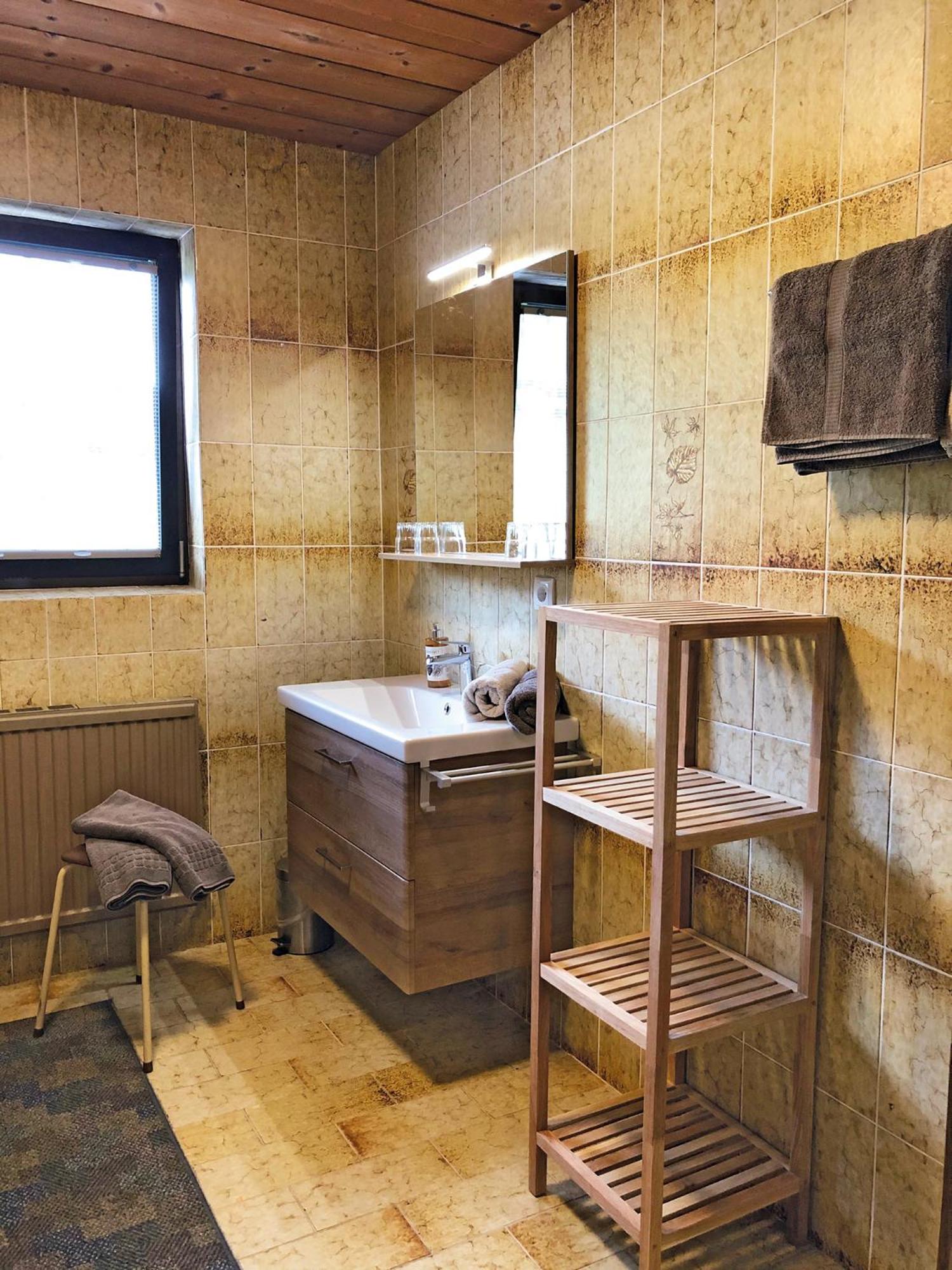 Photo 48