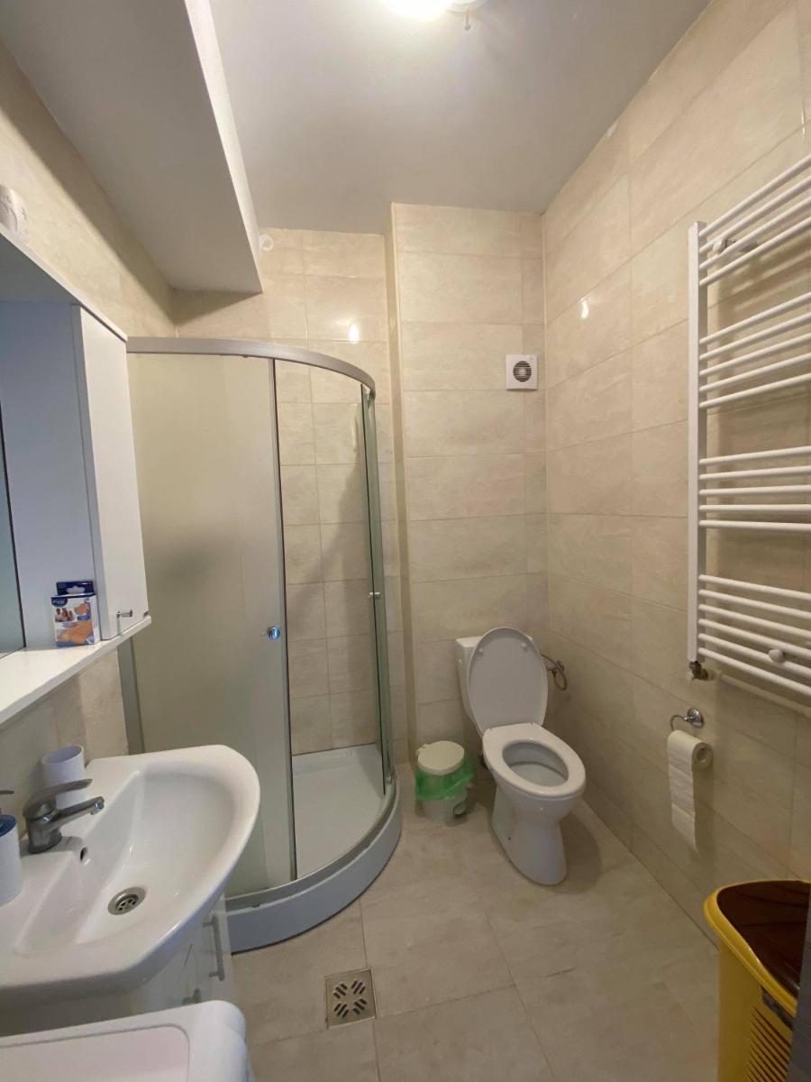 Lake View Apartment Mamaia Summerland view 3