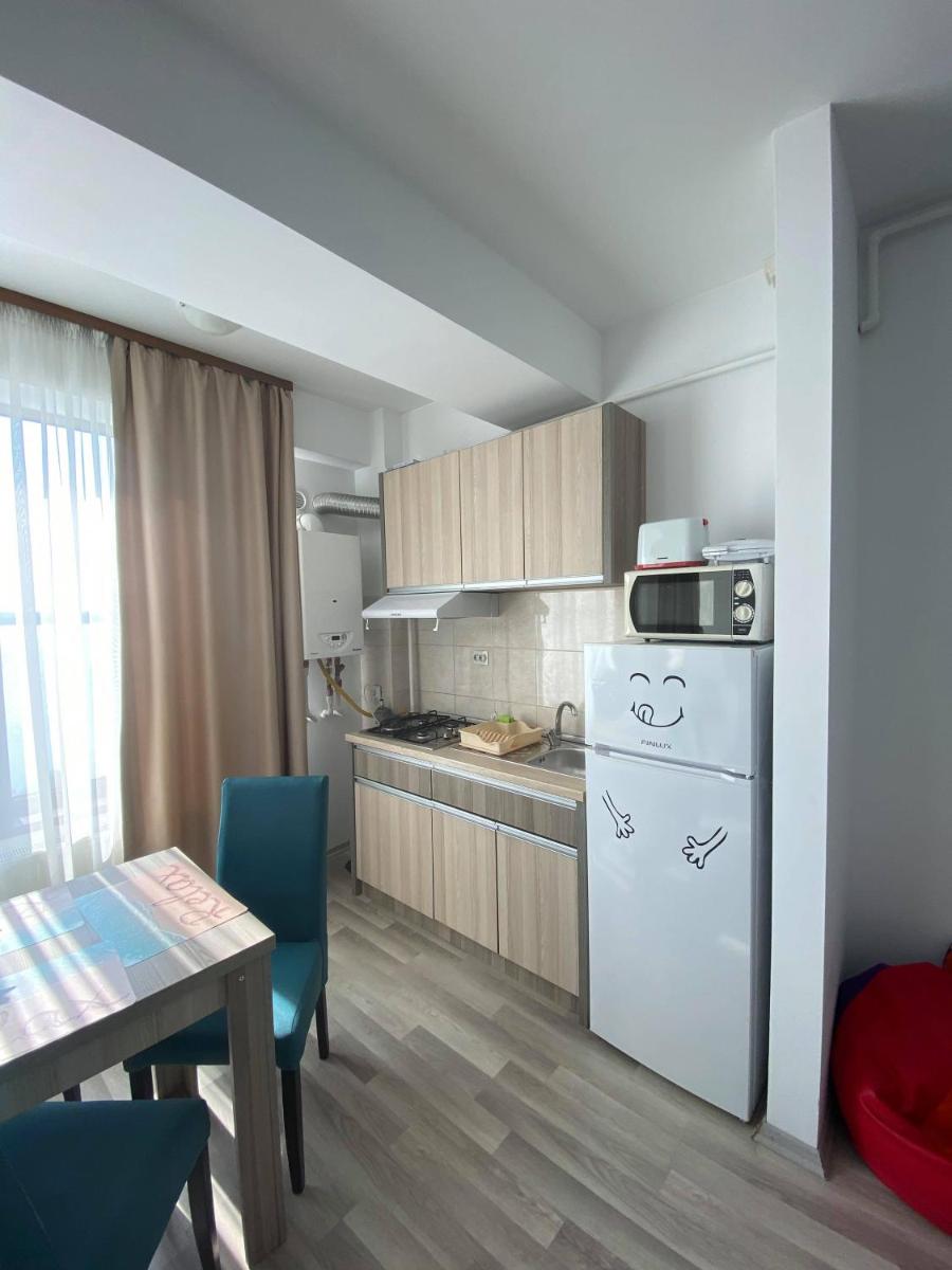 Lake View Apartment Mamaia Summerland view 5