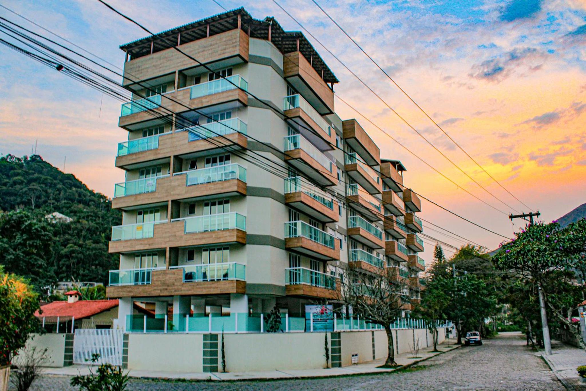 Hotel Apartamento silencioso, perto de tudo e com uma vista maravilhosa - Image 1