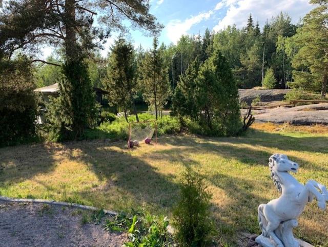 Luxury Holiday Home with Private Lake