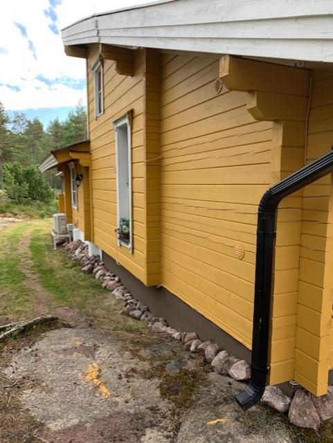 Luxury Holiday Home with Private Lake