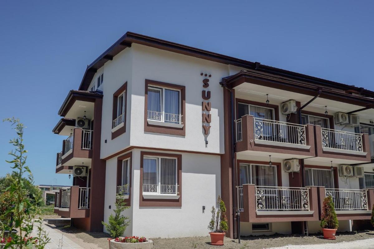 Sunny Apartments Obzor view 3