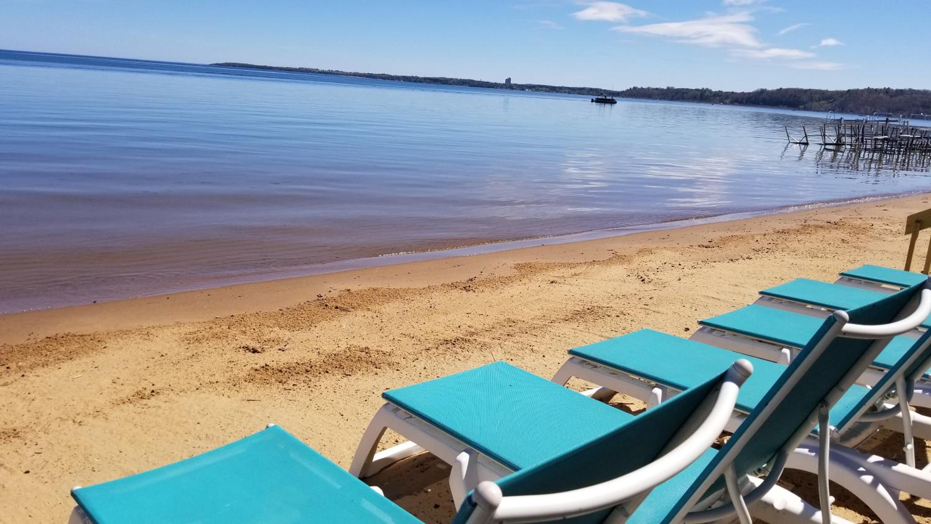 Traverse City Vacations - Brio Beach Inn - Property Image 19