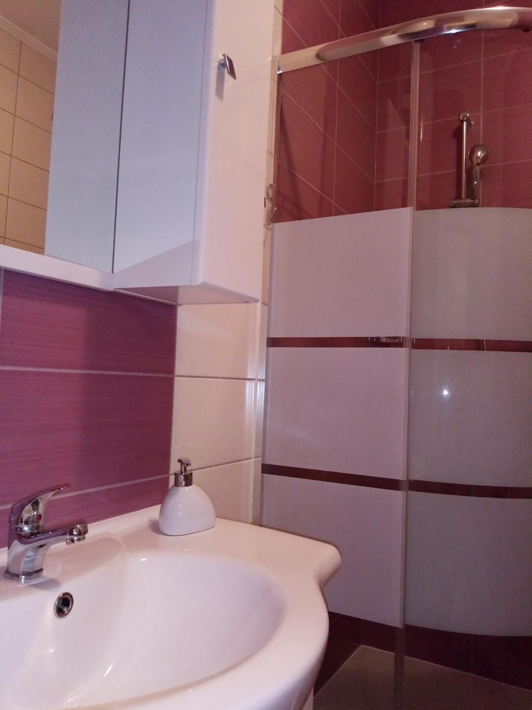 Tomena apartments