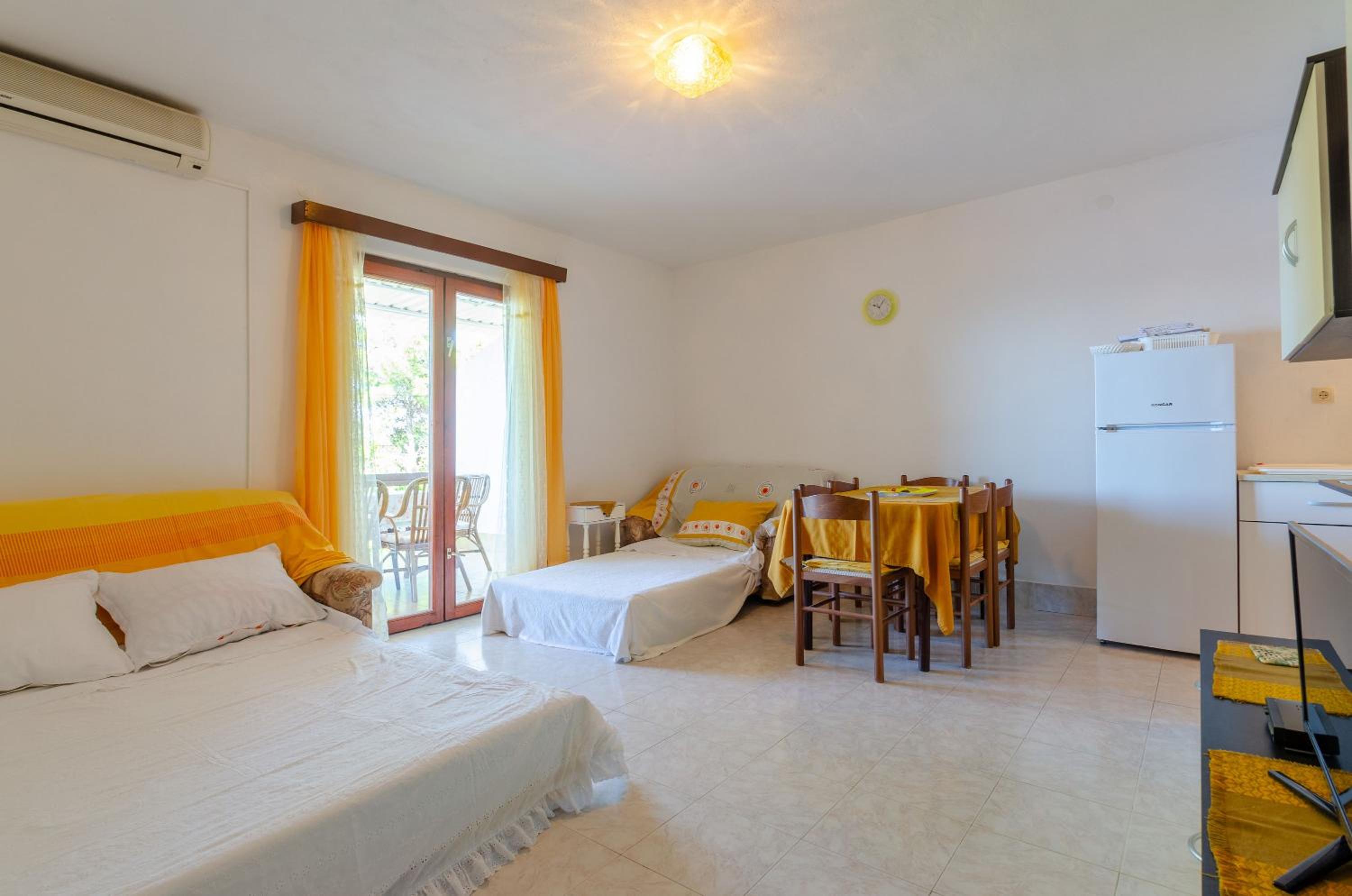 Apartments Ljiljana