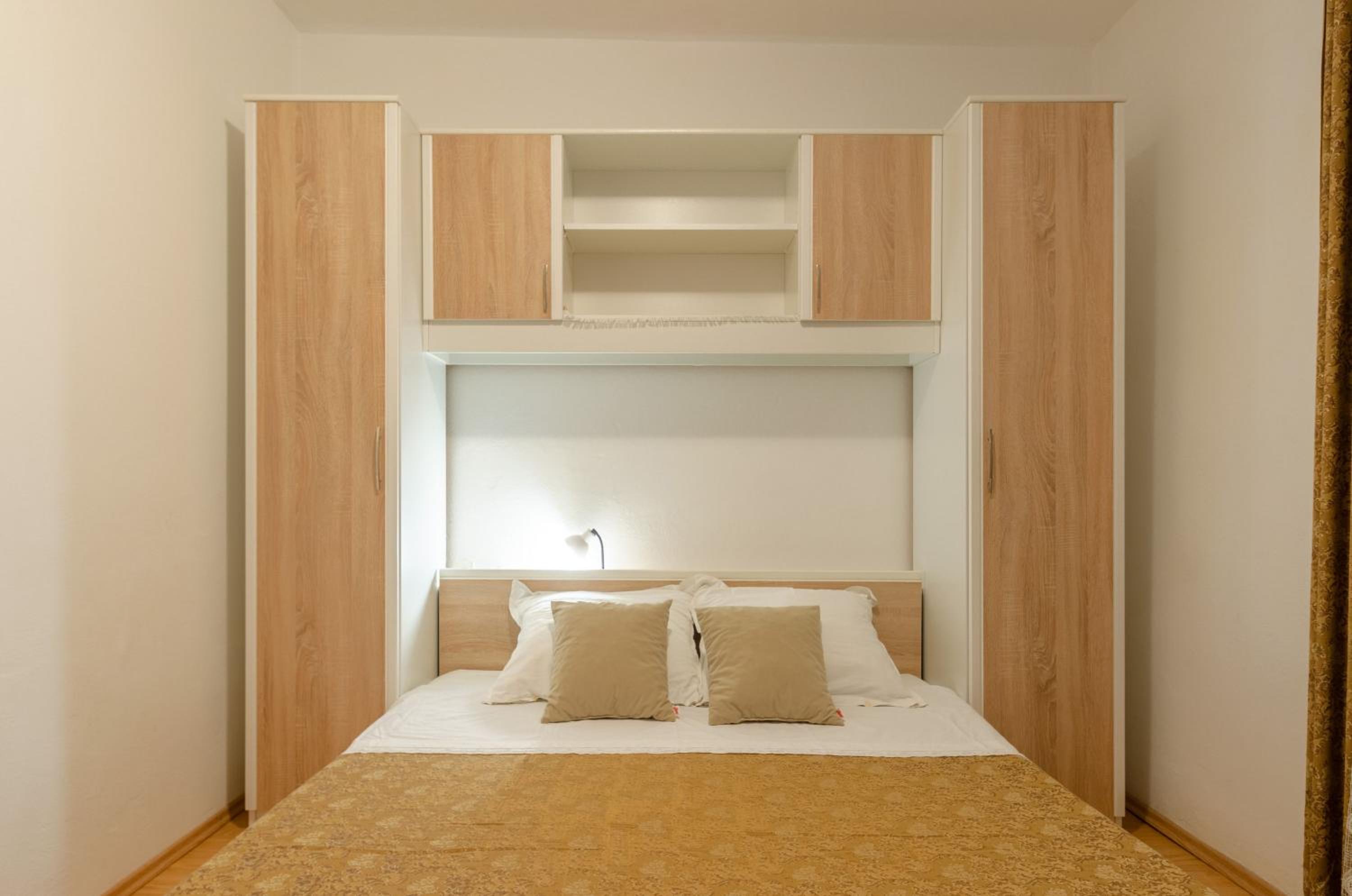 Apartments Ljiljana