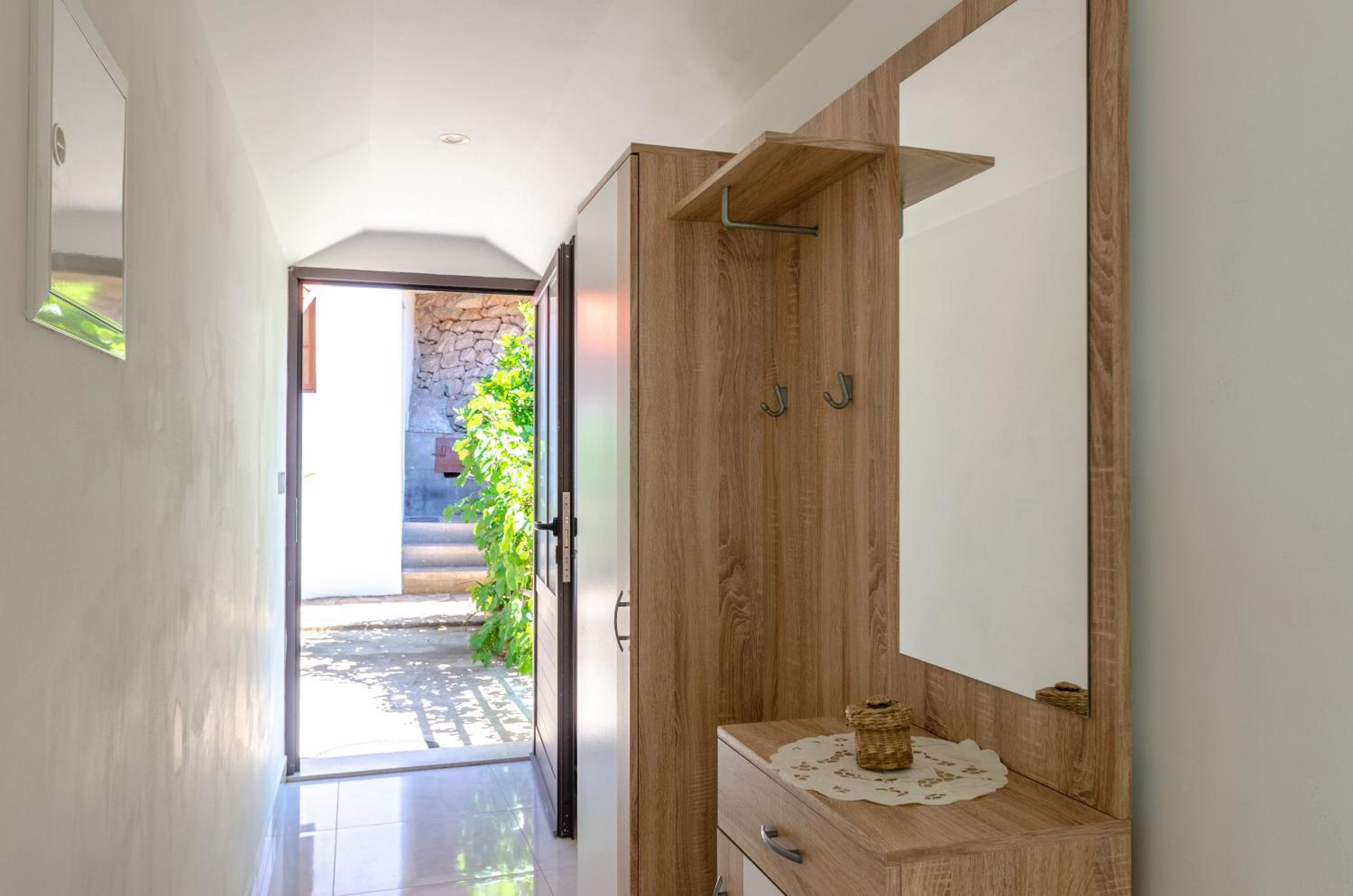Apartments Ljiljana