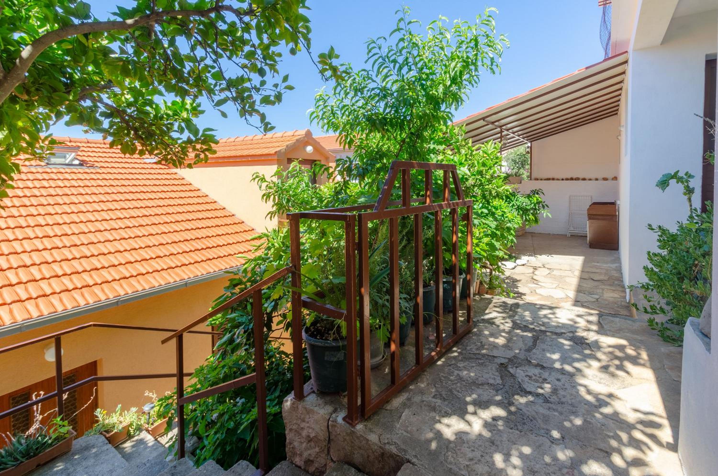Apartments Ljiljana