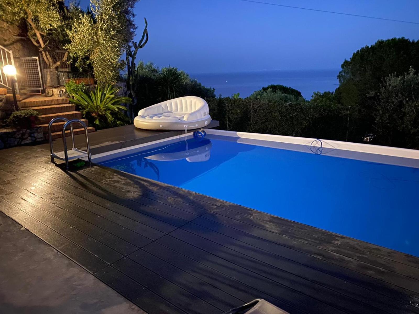 Il Casale villa con piscina e giardino vista mare view 3