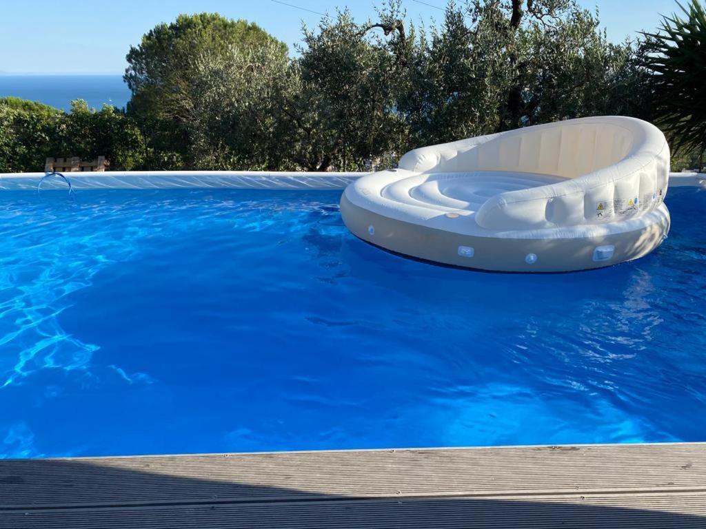Il Casale villa con piscina e giardino vista mare view 4