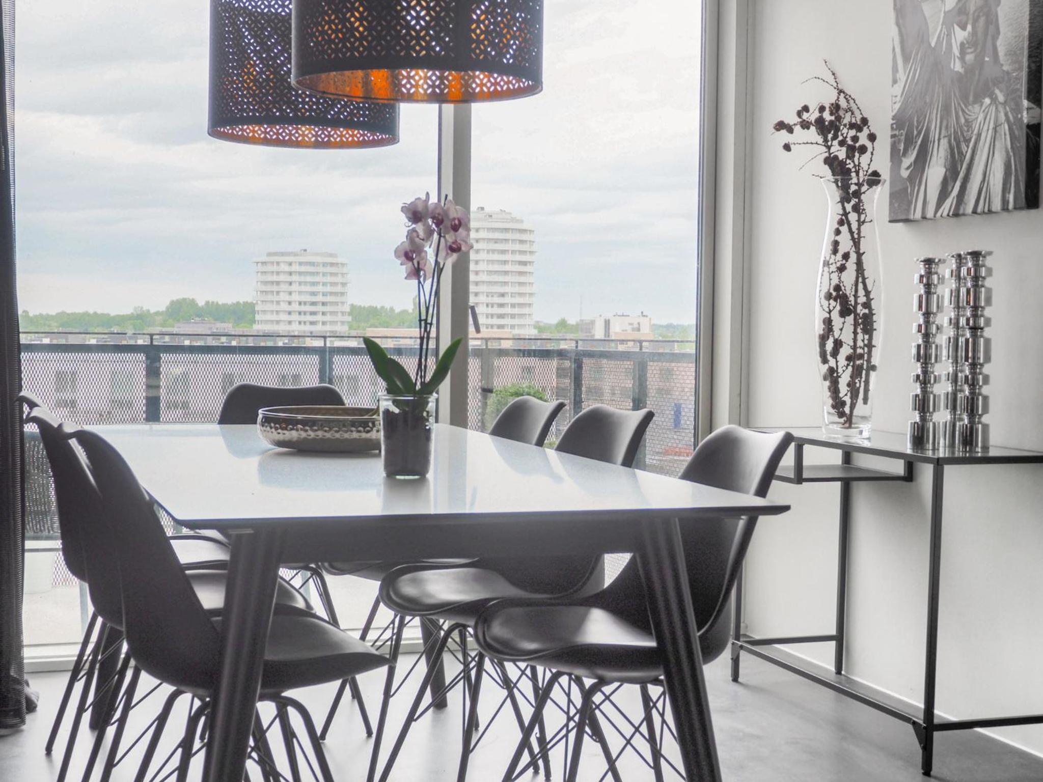High-end apartment with rooftop terrace and gym