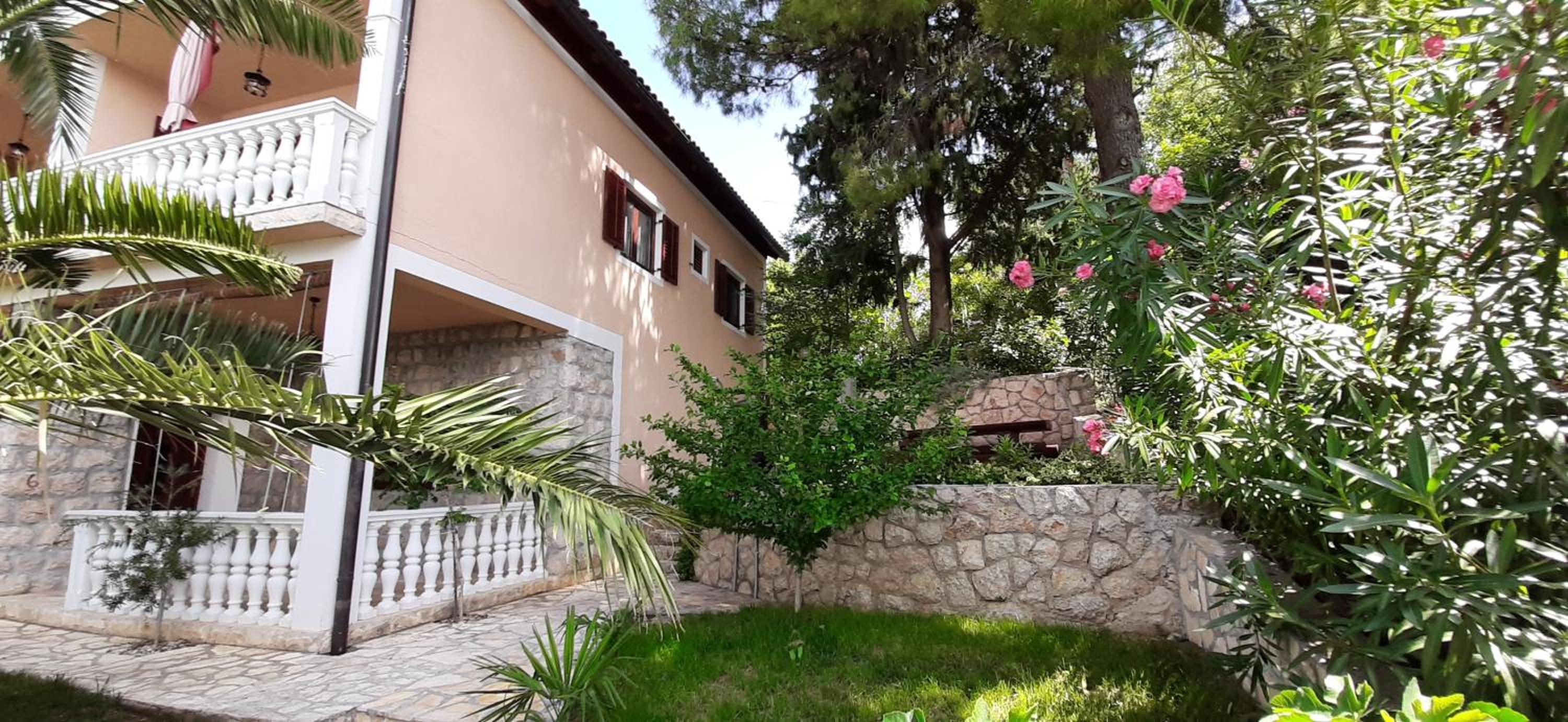 Hotel Apartments Agrijan - Image 1