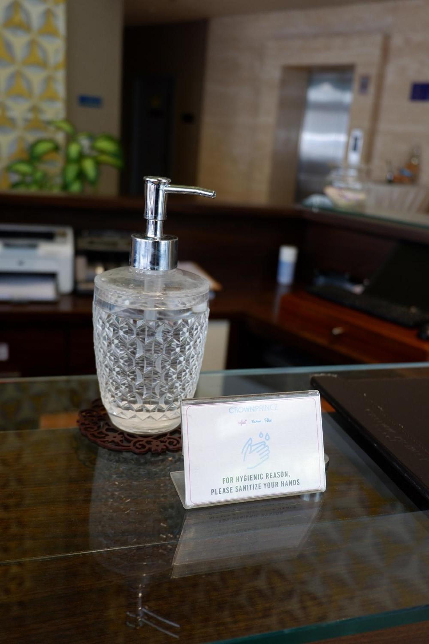 CROWN PRINCE Hotel Surabaya Managed by Midtown Indonesia