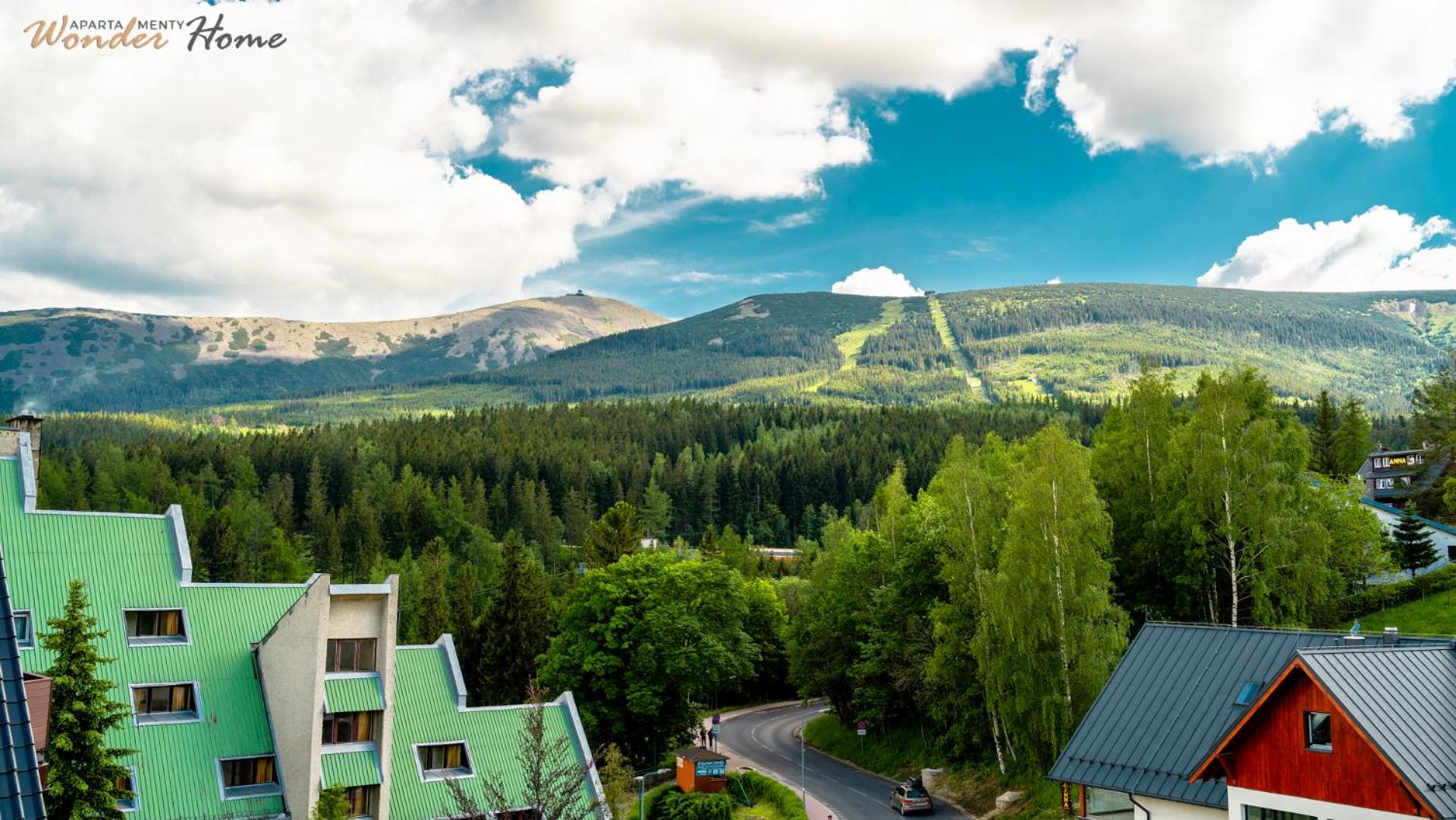 Wonder Home - Apartamenty blisko wyciągów Ski Arena, parku wodnego, restauracji, Kościółka Wang
