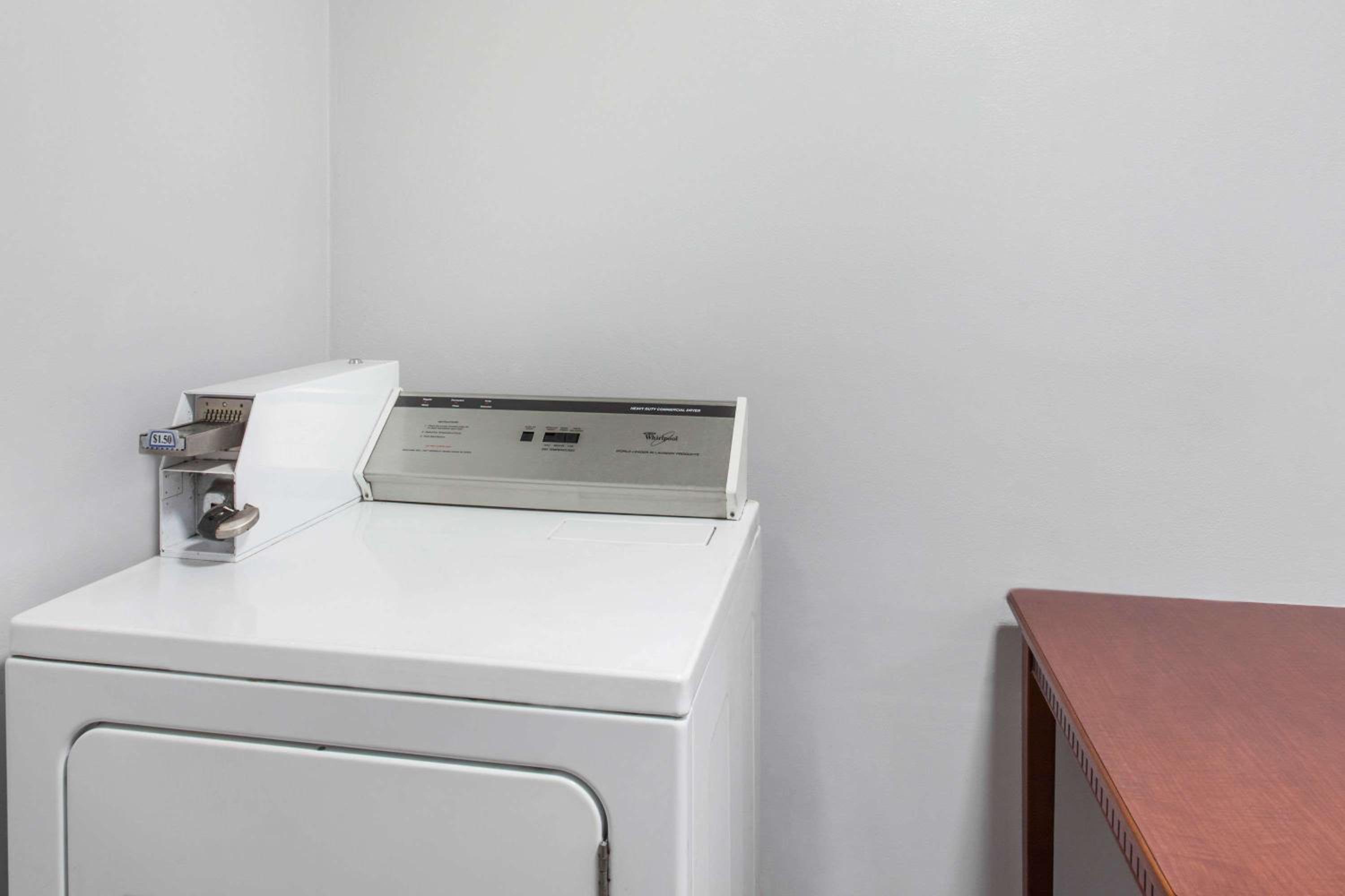 Travelodge by Wyndham San Diego SeaWorld 4