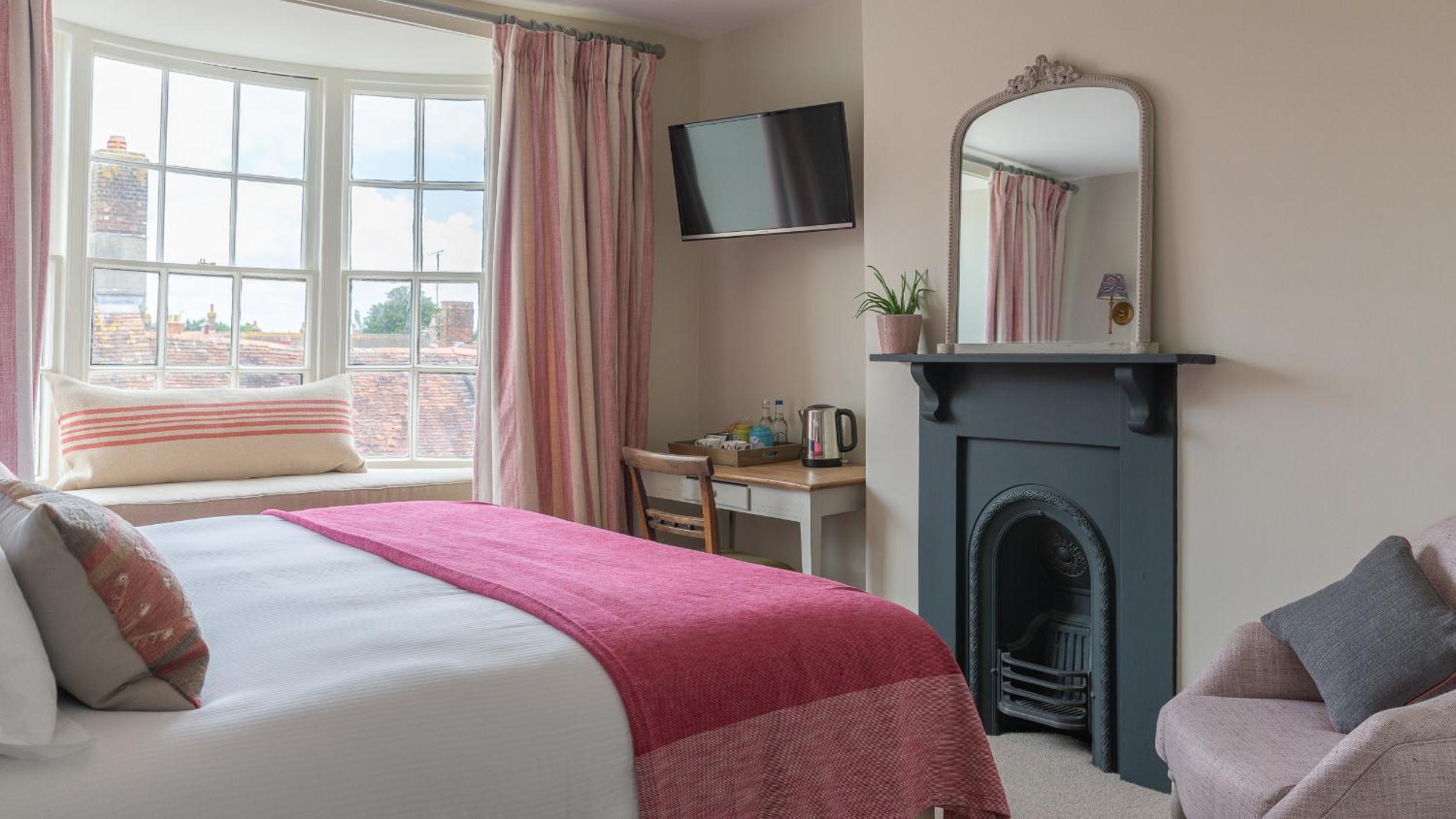 Wareham Vacations - The Bear Hotel - Property Image 7