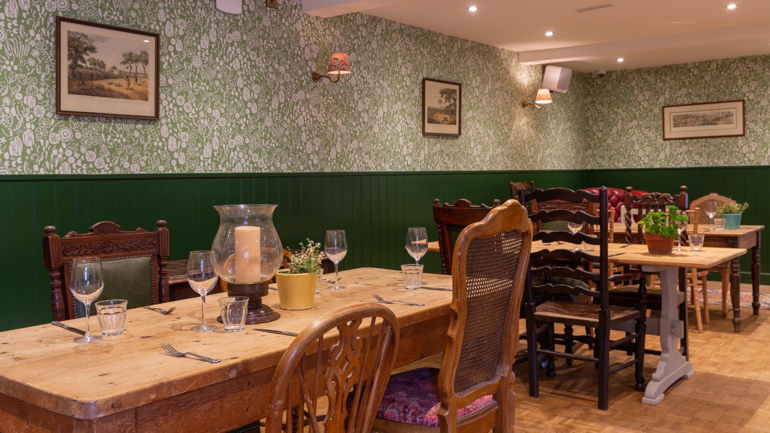 Wareham Vacations - The Bear Hotel - Property Image 2