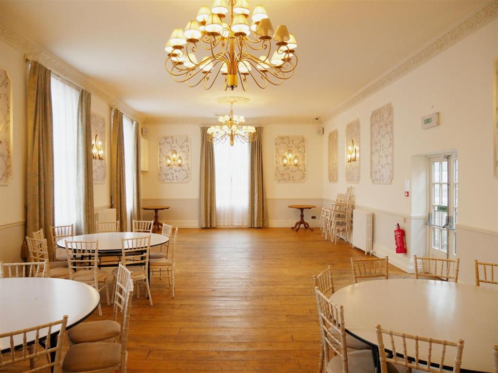 meeting & event spaces
