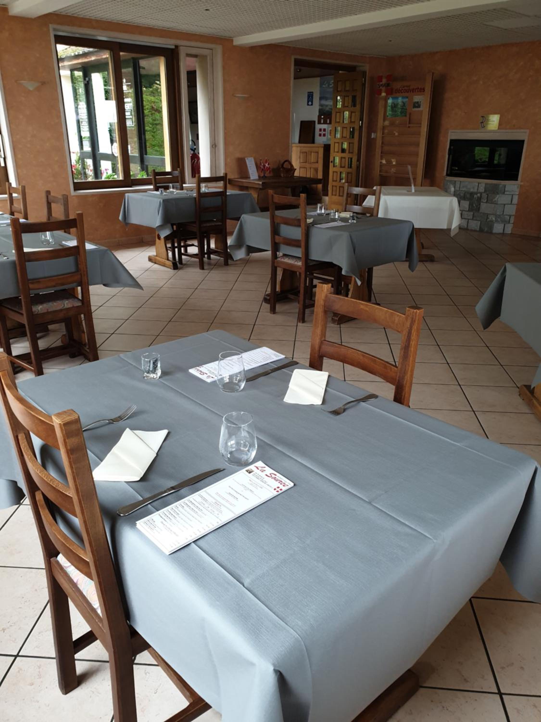 restaurant