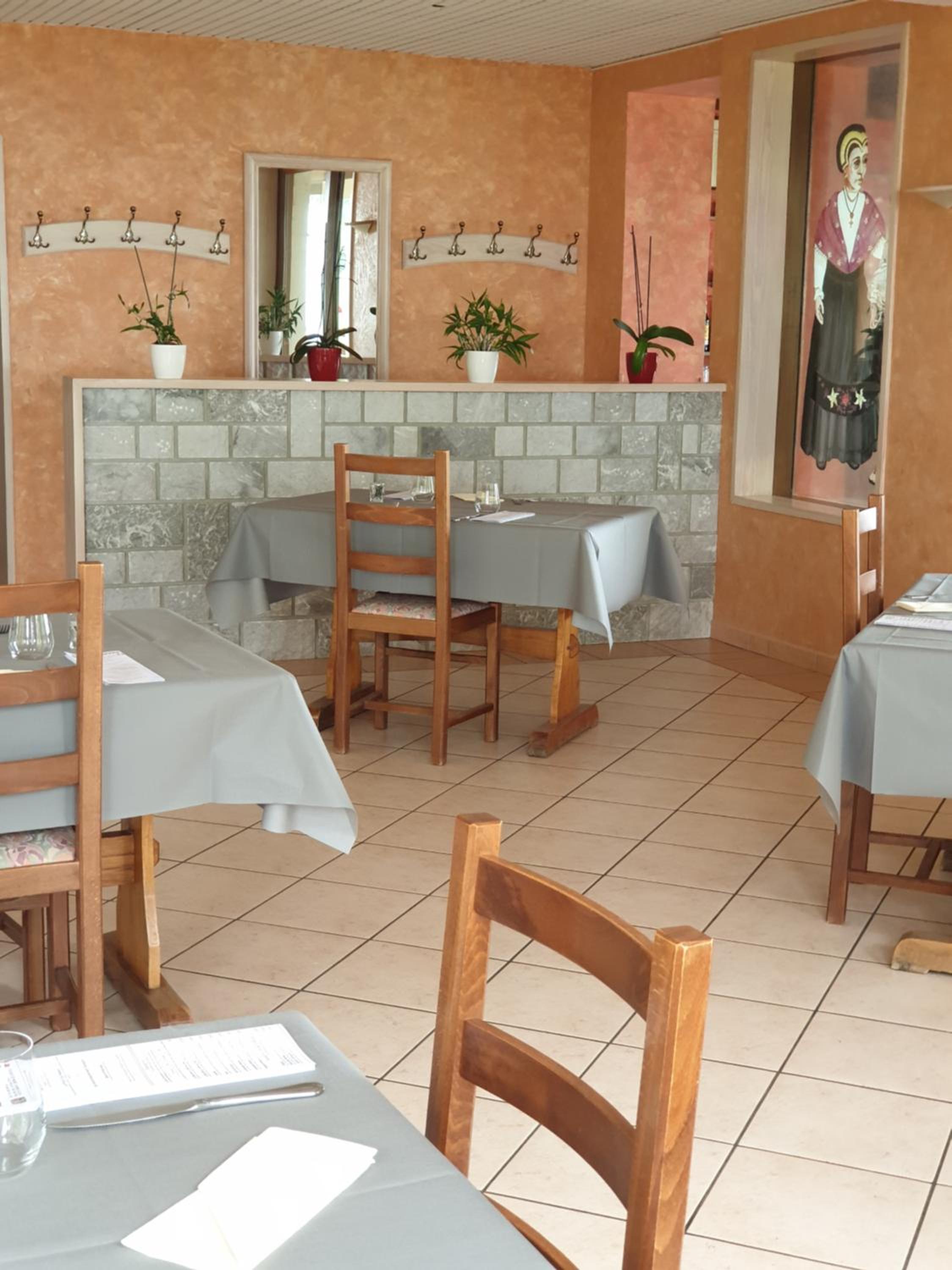 restaurant