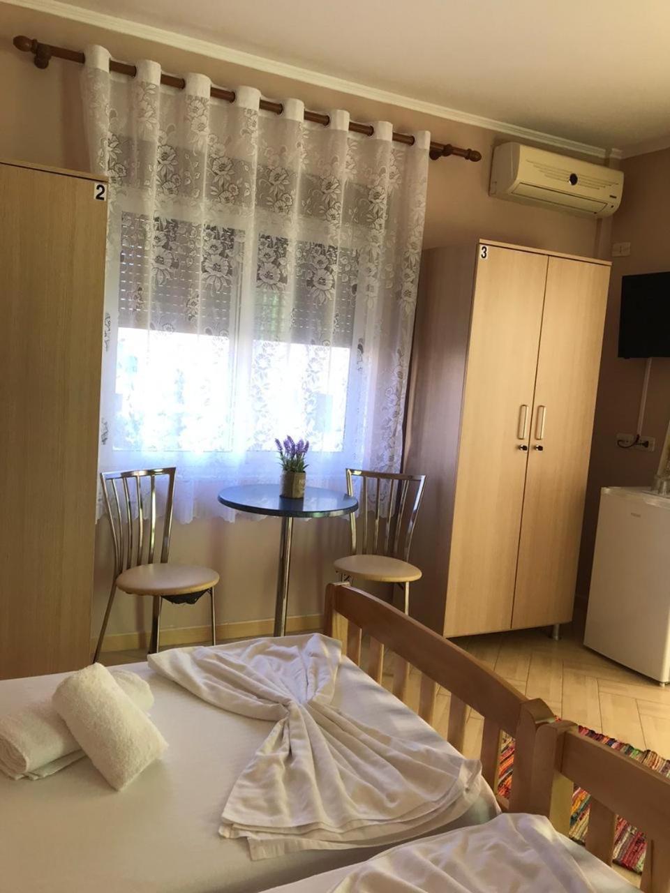 Hotel Durres Vila 53