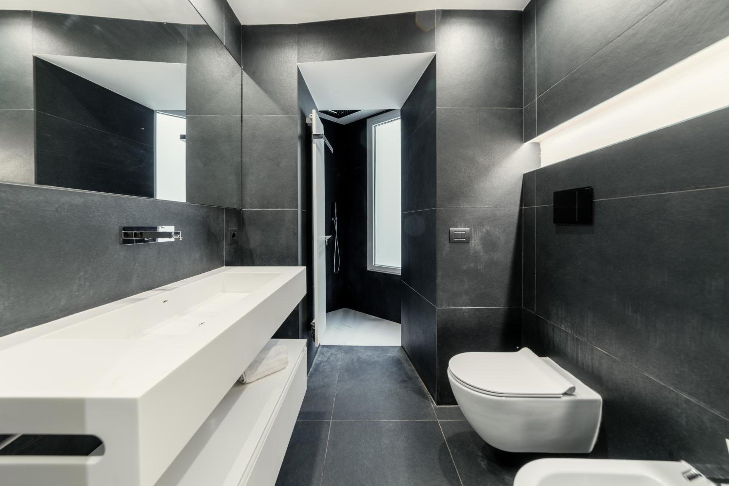 Domus Quiritum Elite, Vatican luxury apartment
