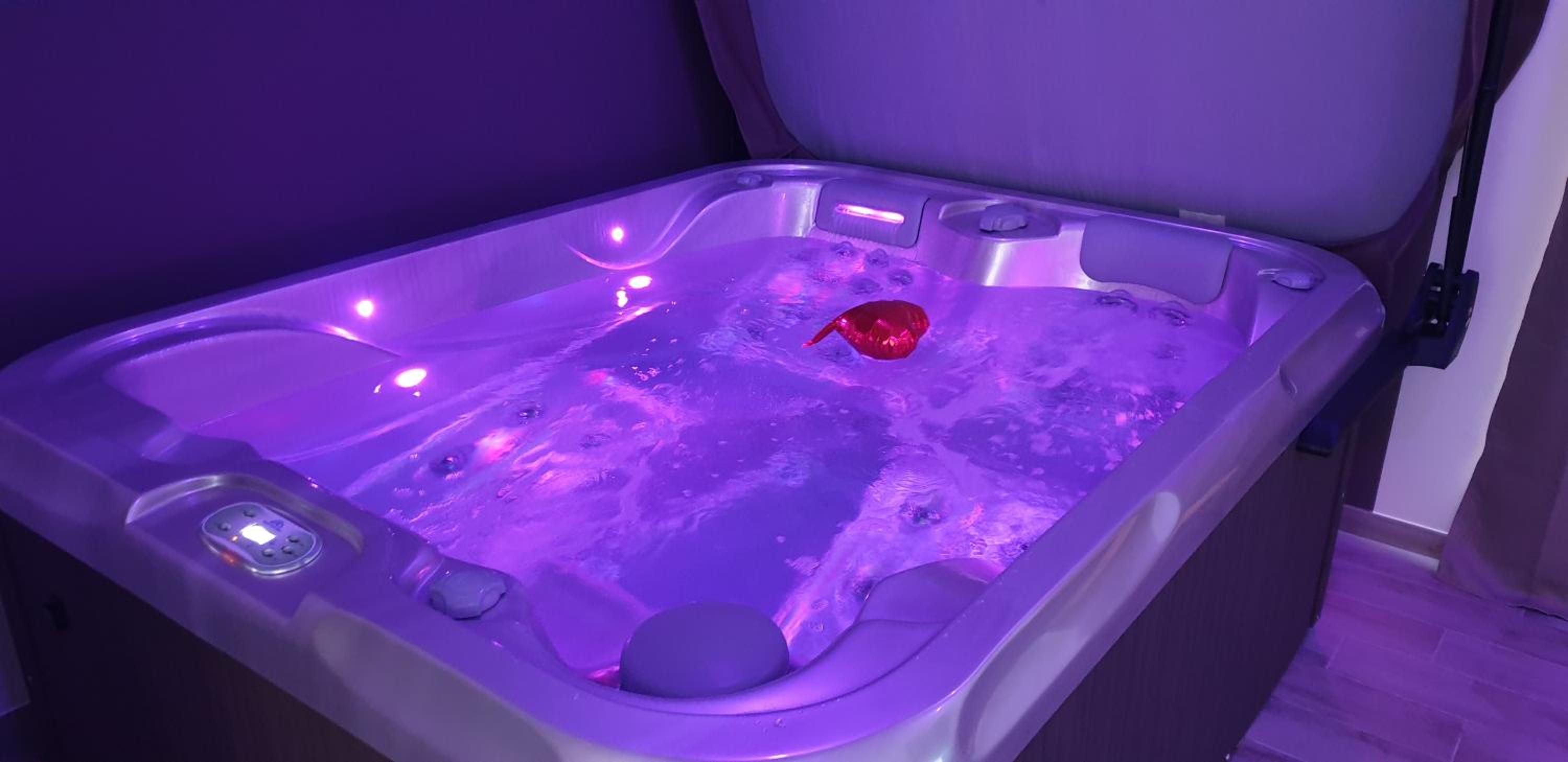 Jacuzzi