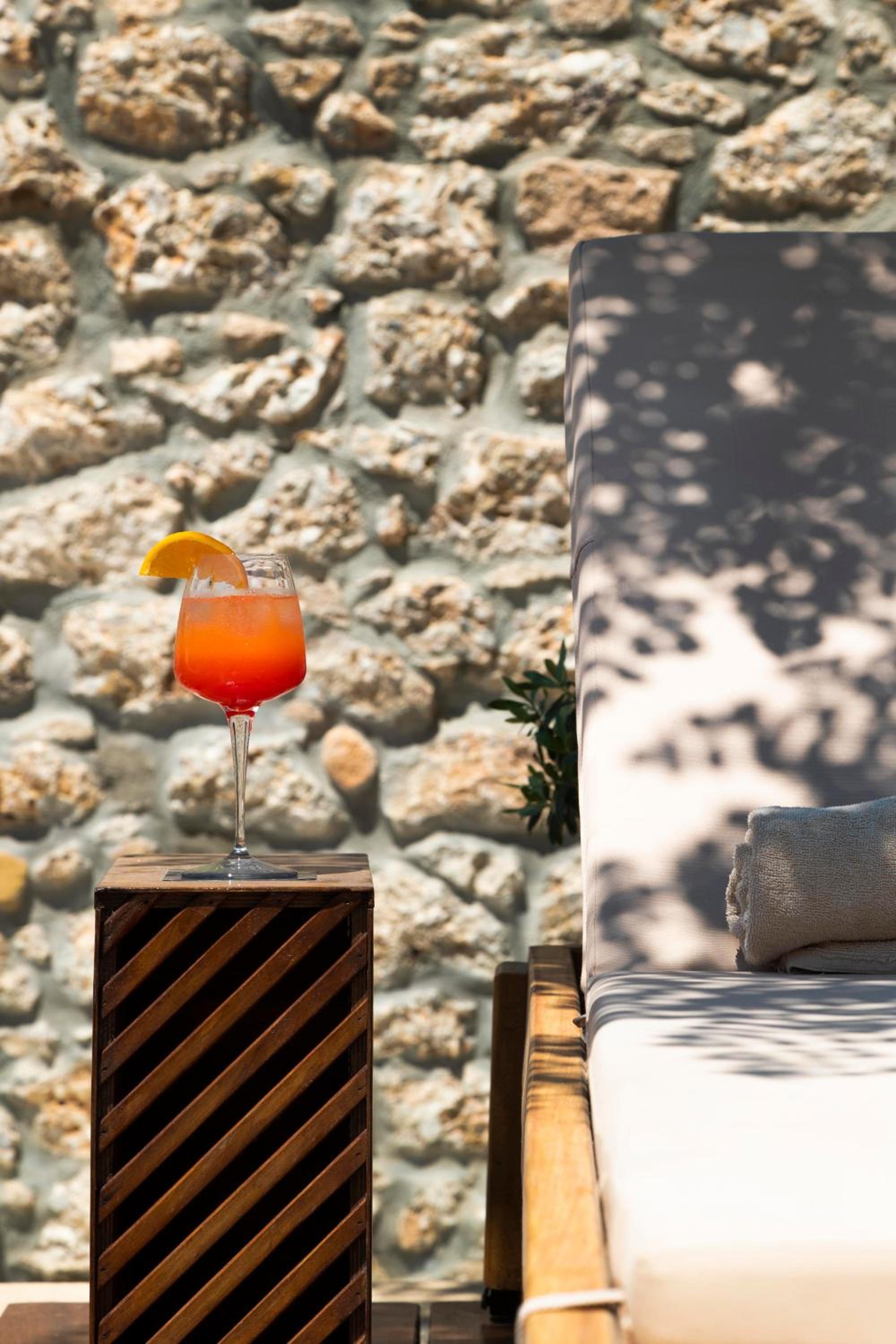 Mare Monte Luxury Suites photo 5