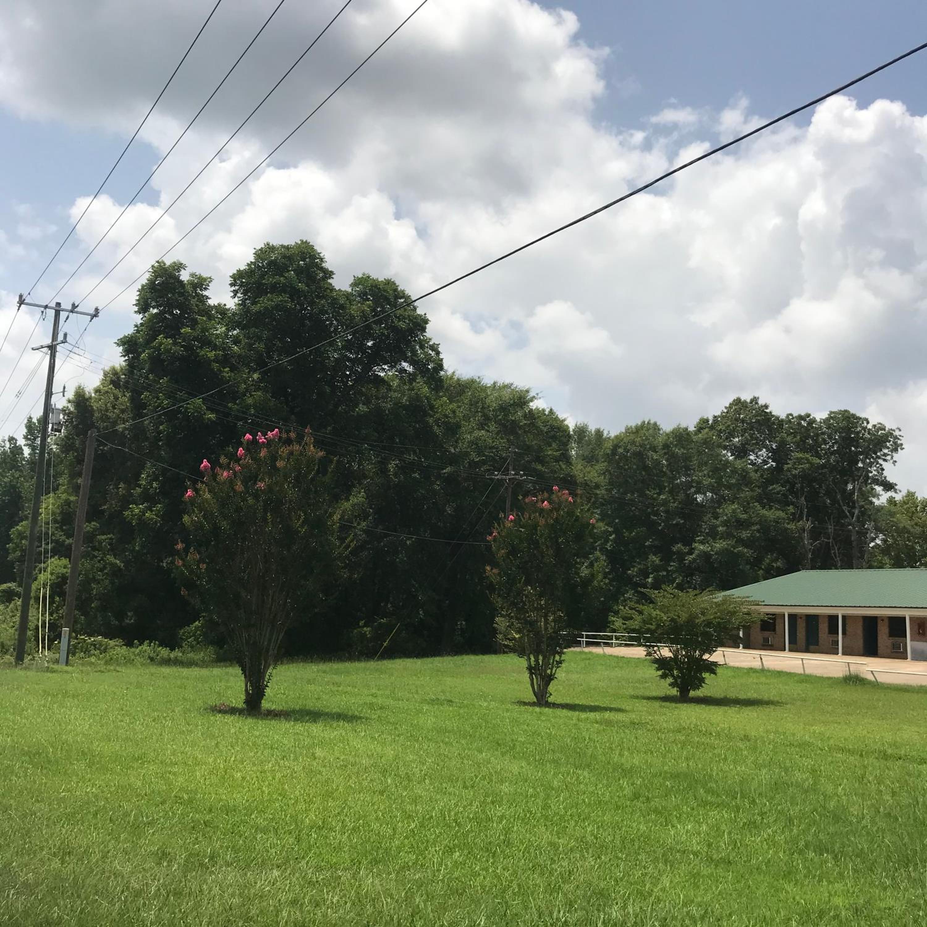 Linder Motor Lodge view 5