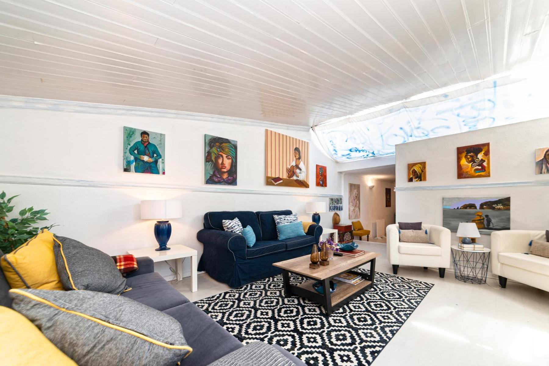 lounge