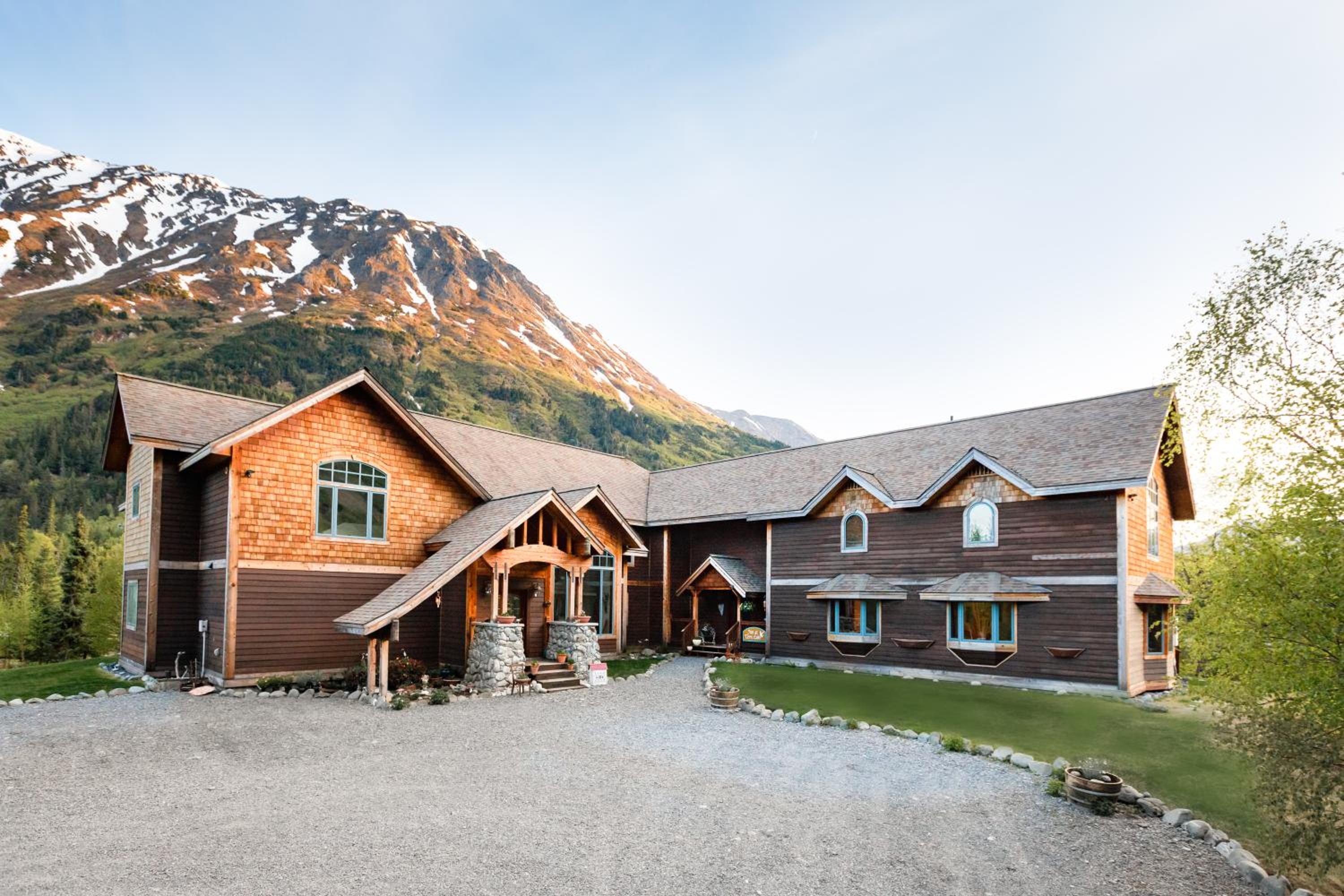 Inn at Tern Lake