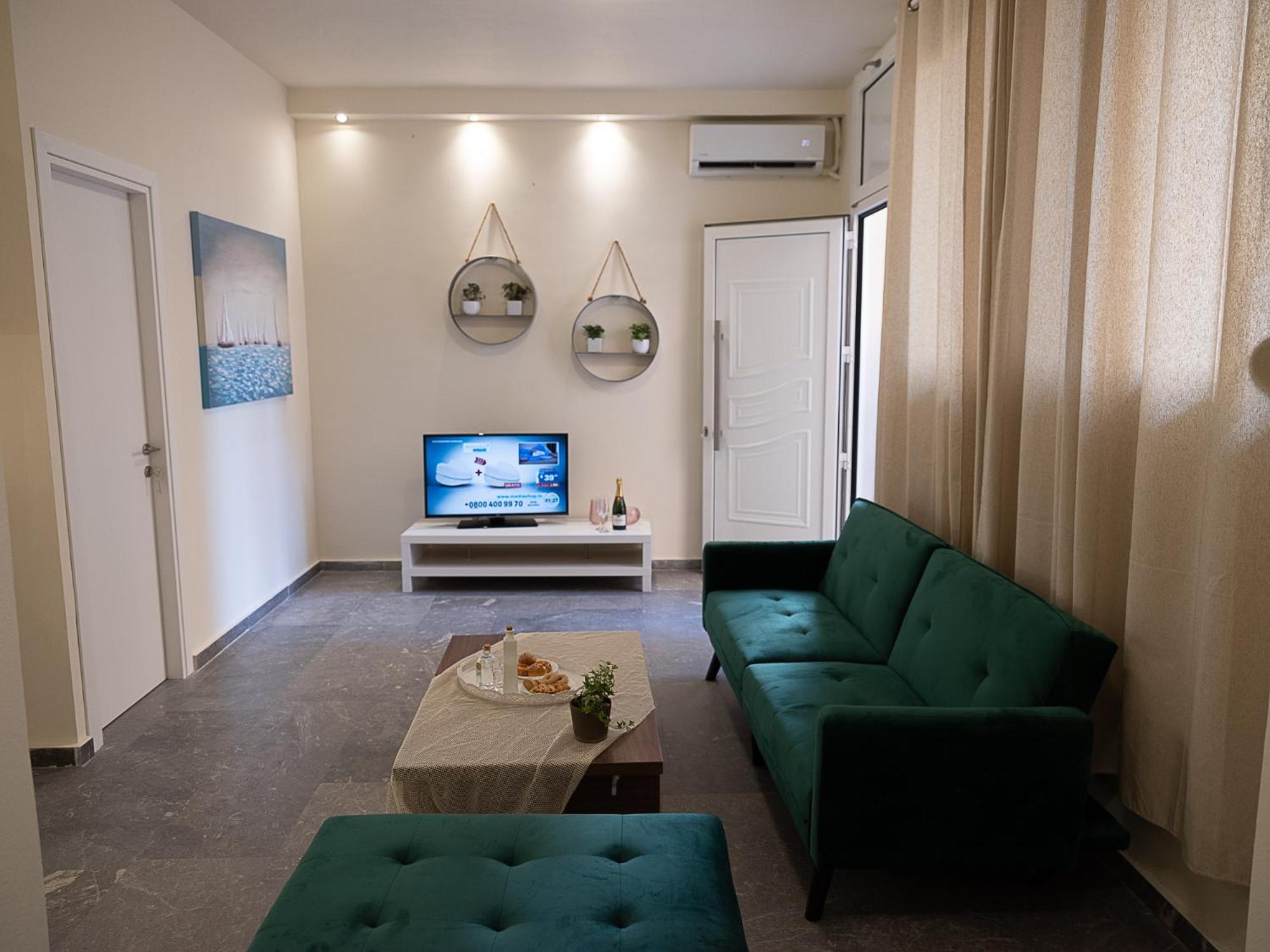 Luxury Apts Heraklion Center view 3
