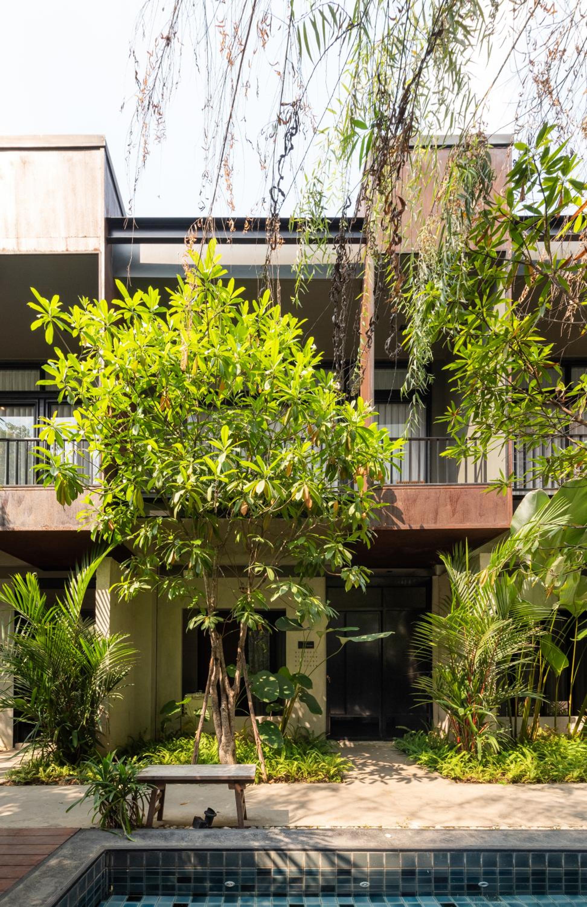 Hotel Cherlock hotel - Image 1