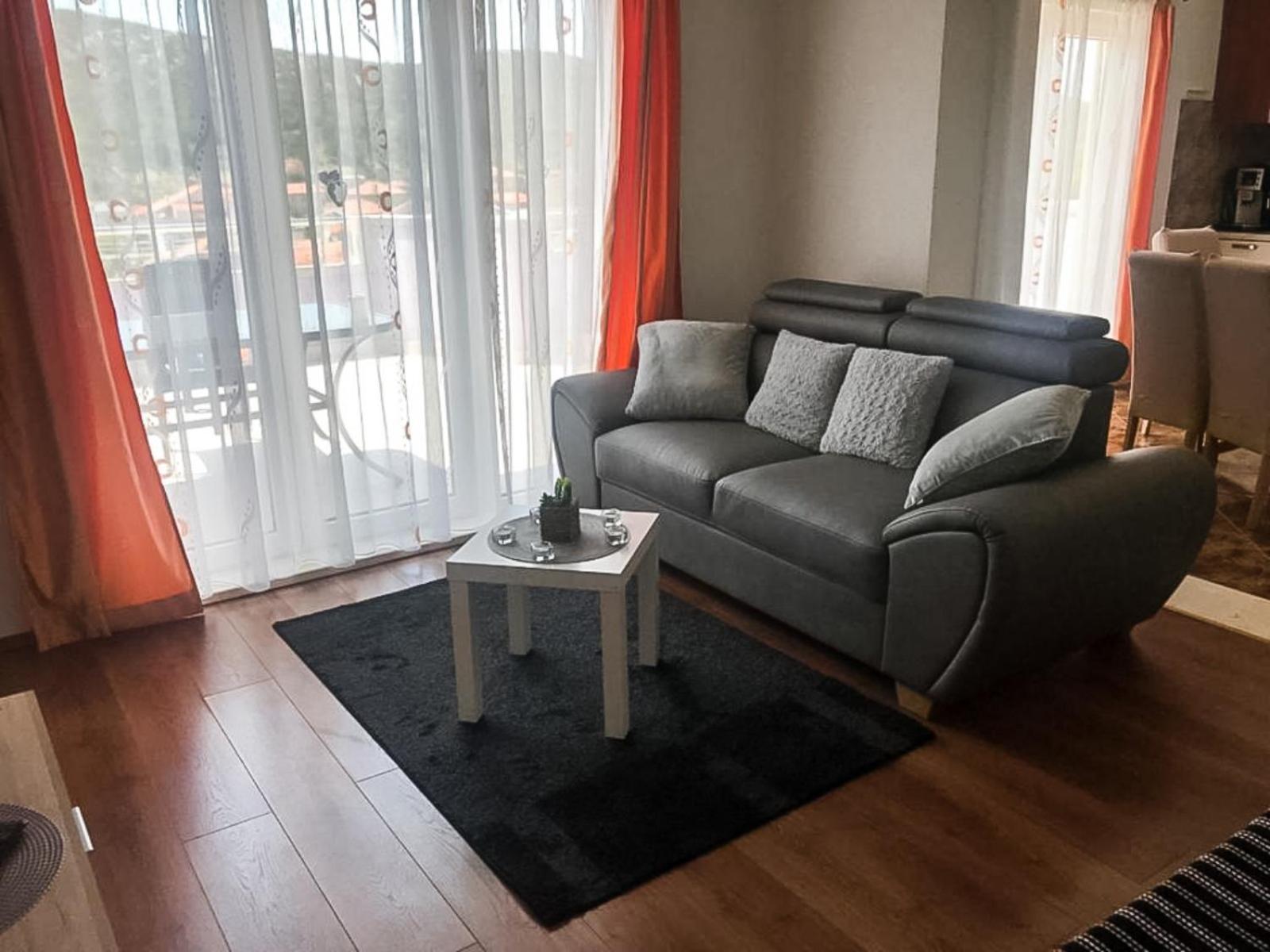 Apartments Sea Star Ivana view 5