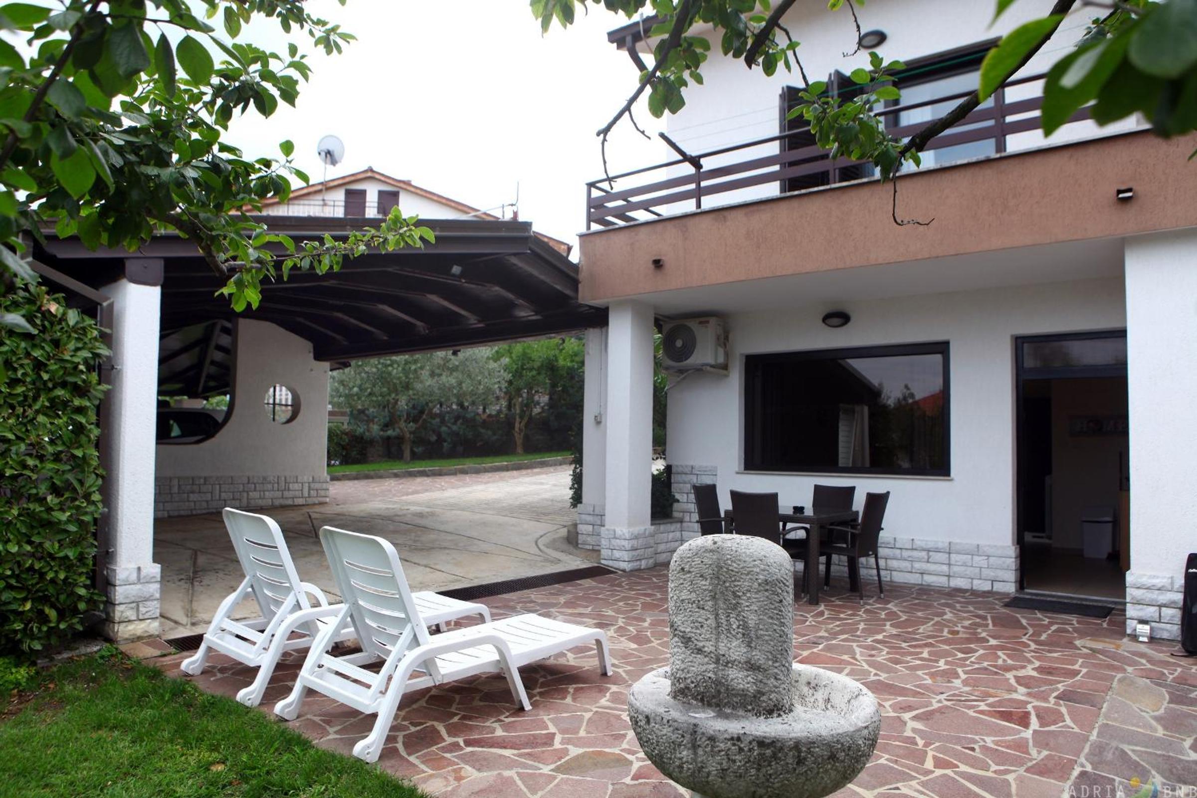 Spacious Izola Apartment SL view 4