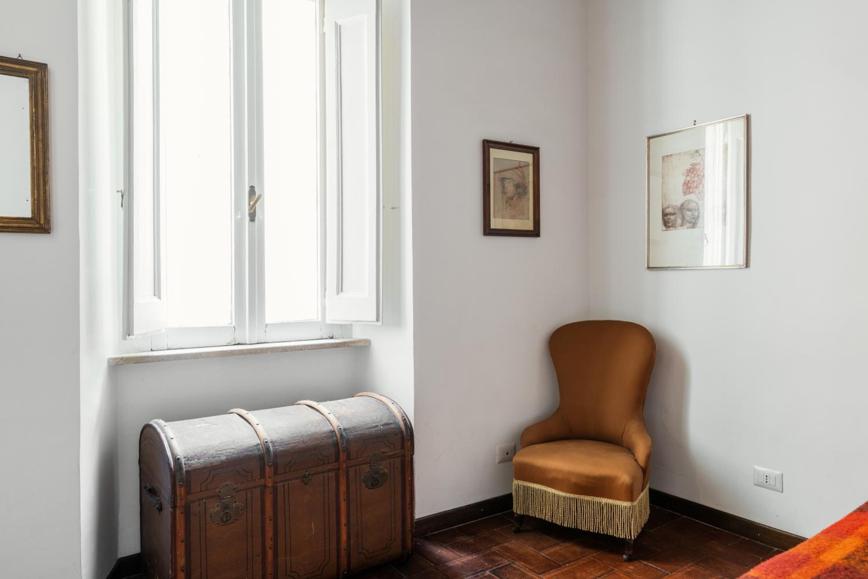 Domus Quiritum Charming, Appartamento d'Epoca a Campo de' Fiori