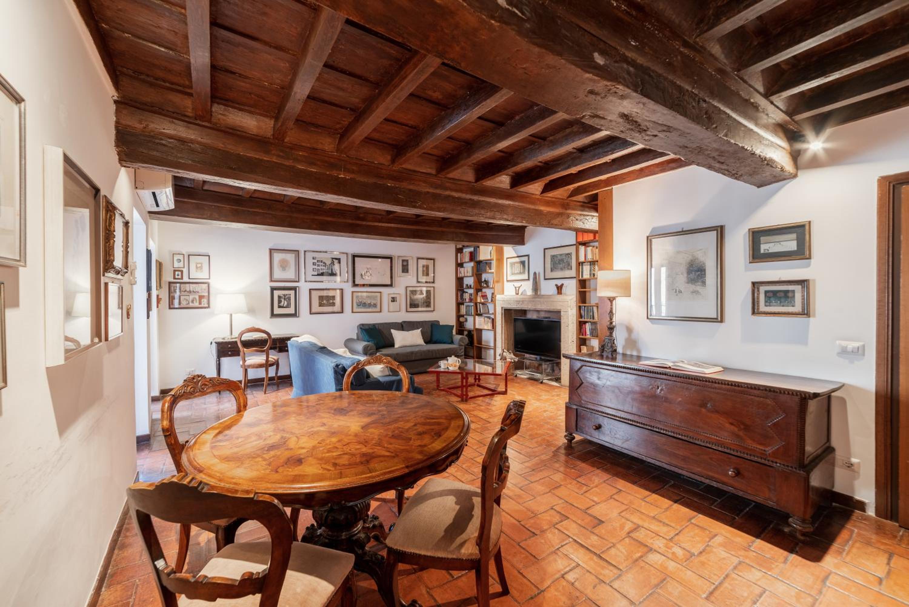 Domus Quiritum Charming, Appartamento d'Epoca a Campo de' Fiori