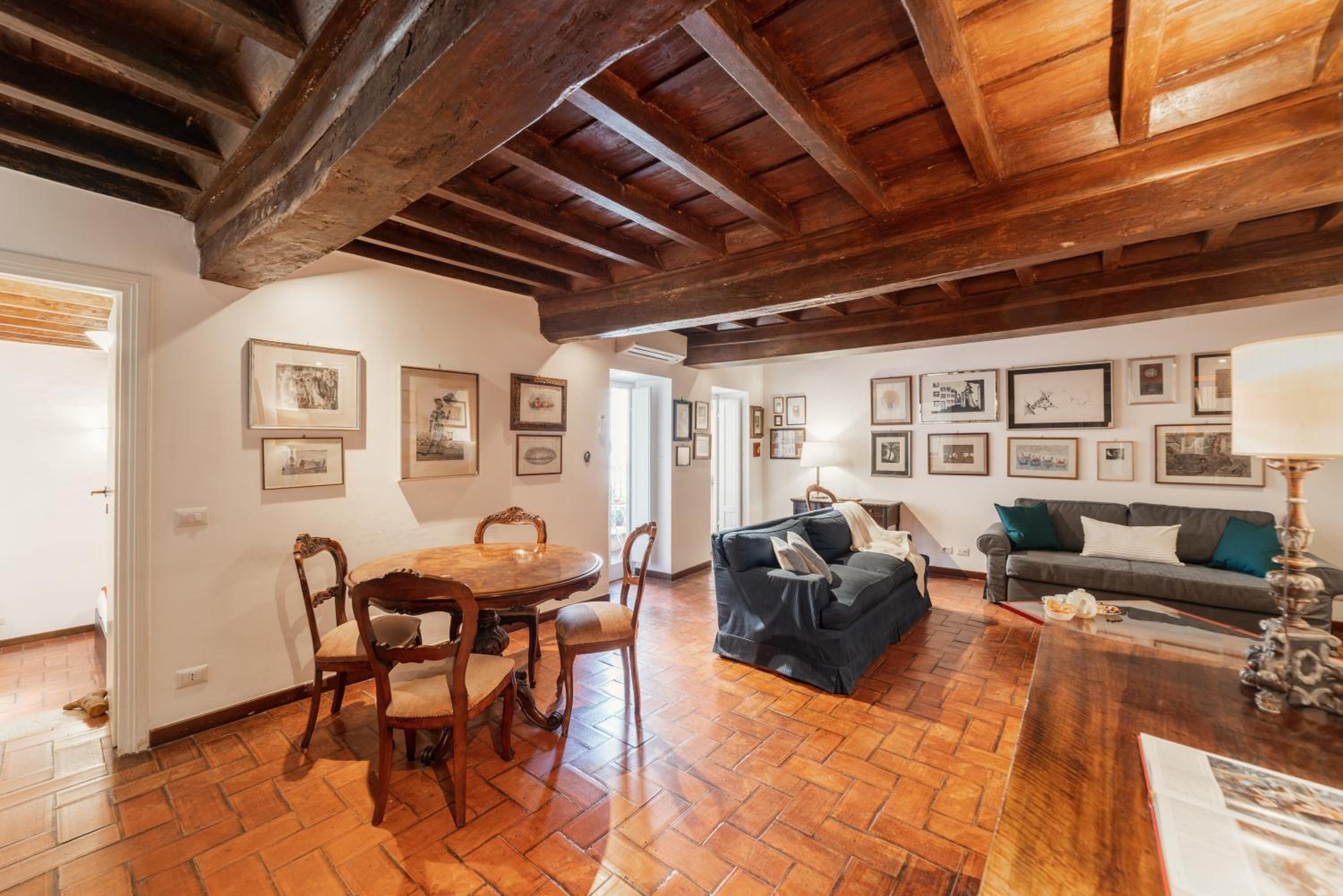Domus Quiritum Charming, Appartamento d'Epoca a Campo de' Fiori