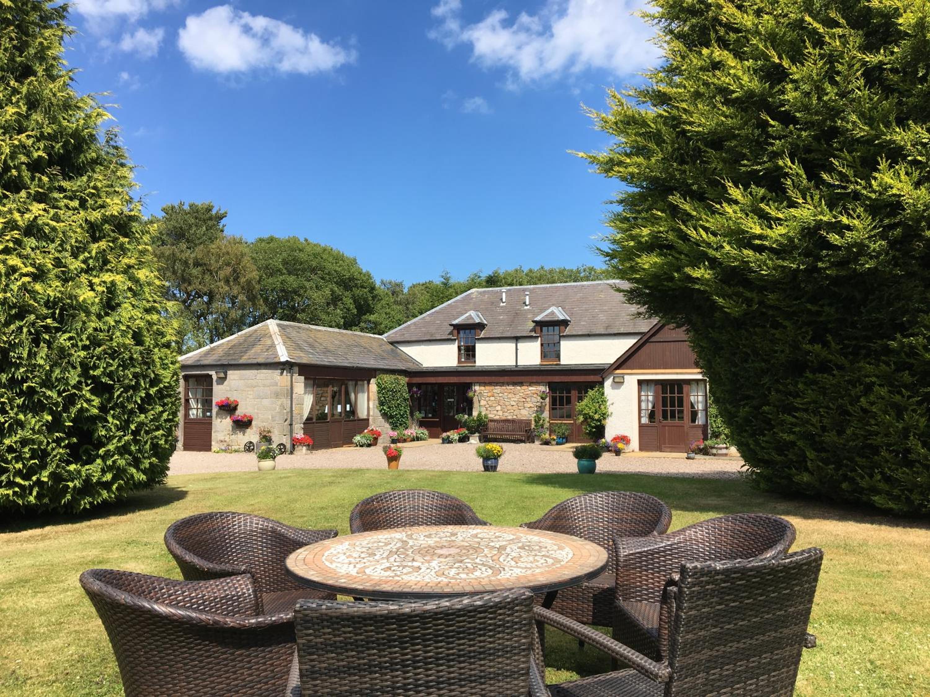 Hotel The Old Station Guest House - Image 1